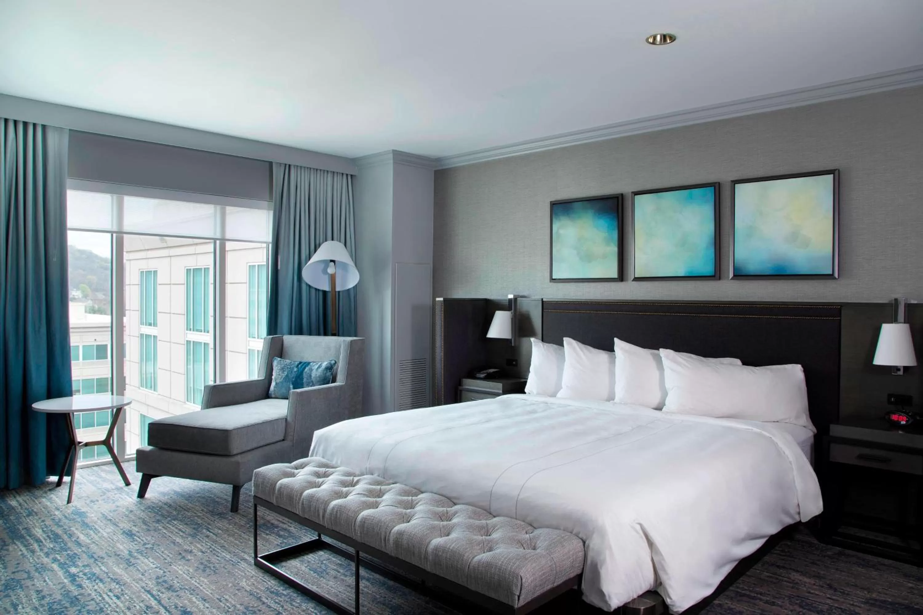 Bedroom, Bed in Franklin Marriott Cool Springs