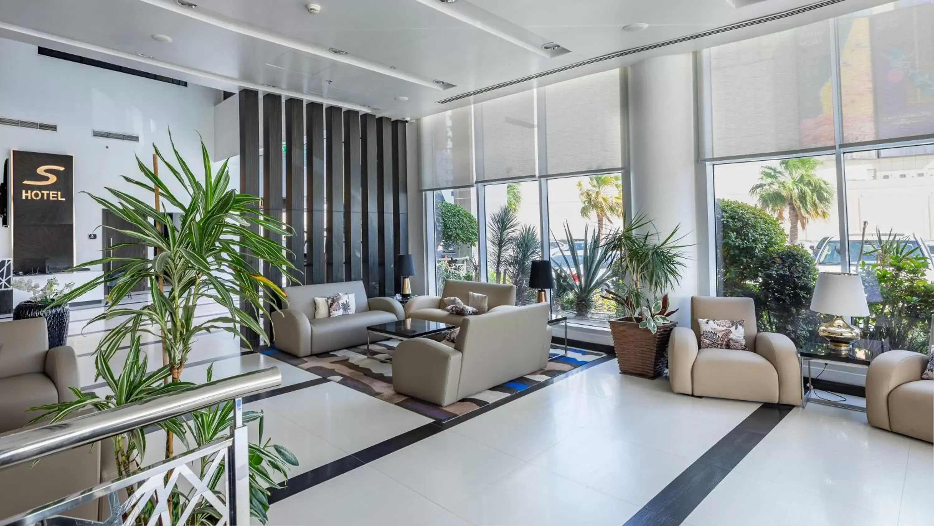 Lobby or reception, Lobby/Reception in S Hotel Bahrain
