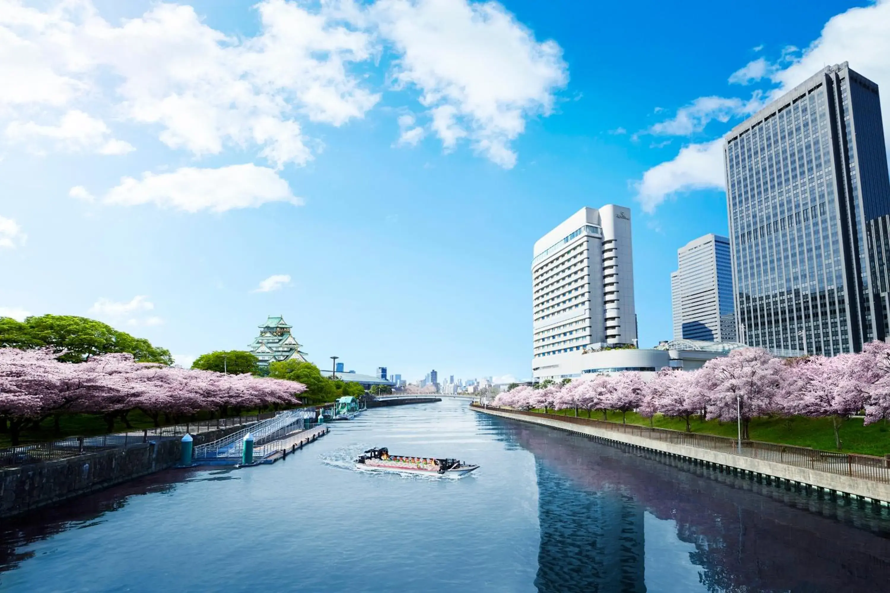 Property building, Swimming Pool in Hotel New Otani Osaka