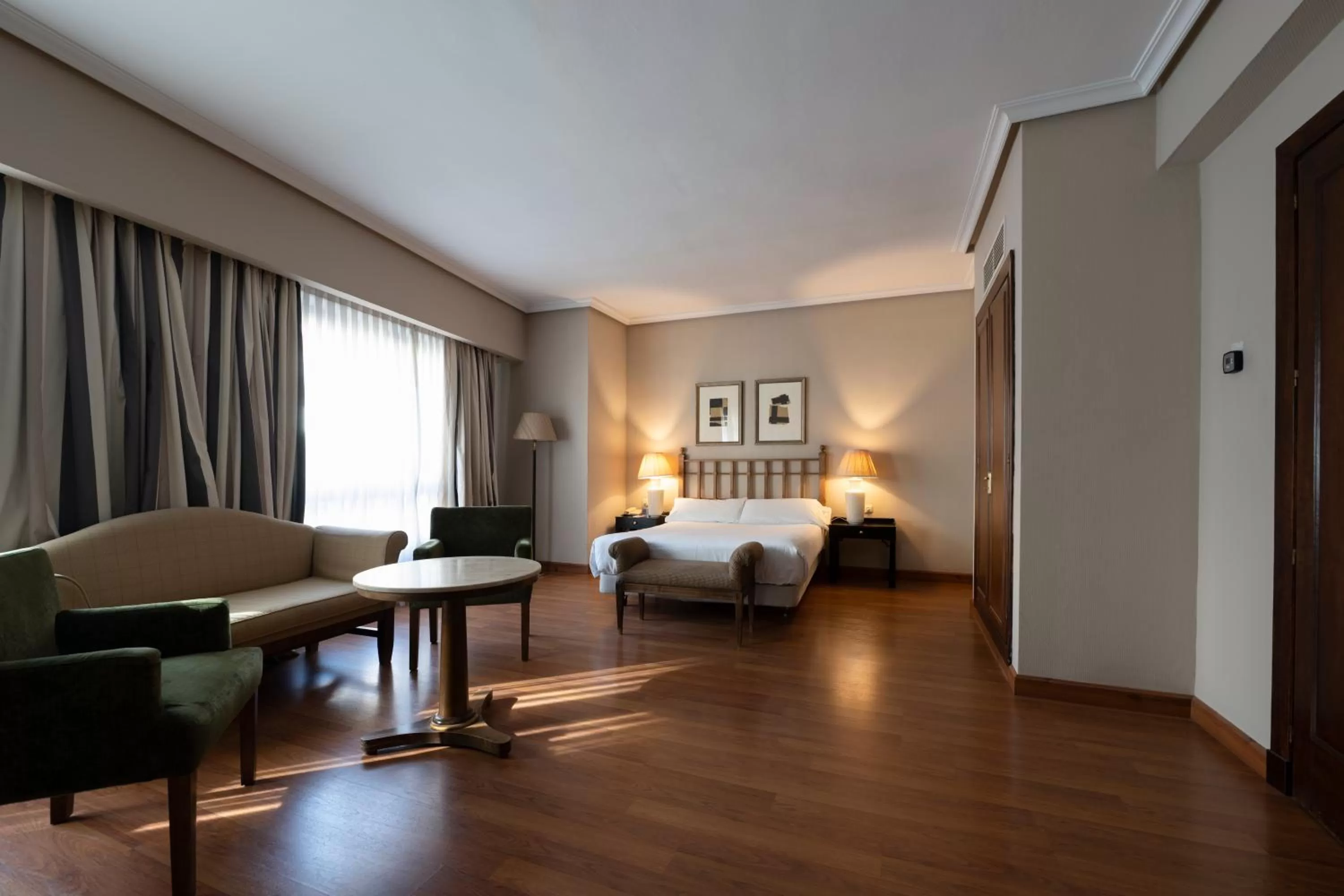 Bedroom, Bed in Barceló León Conde Luna