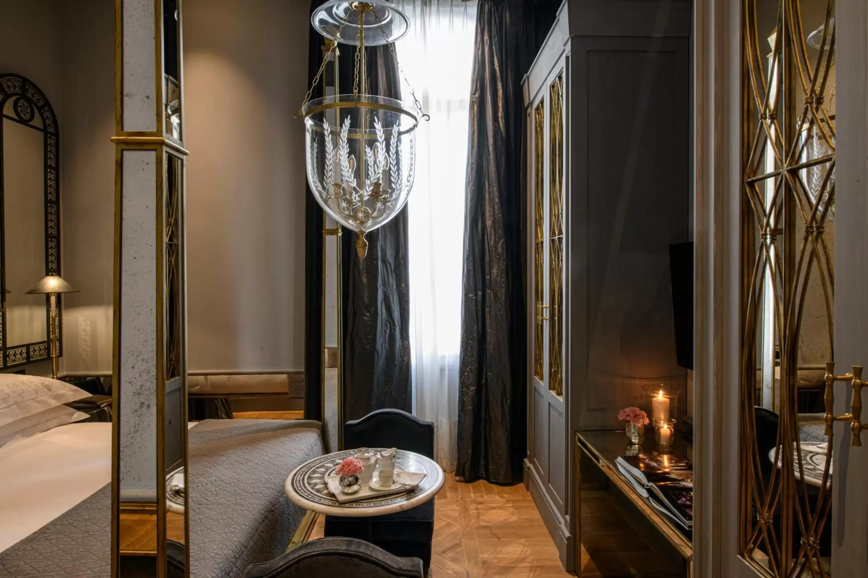 Bedroom in Helvetia&Bristol Firenze – Starhotels Collezione