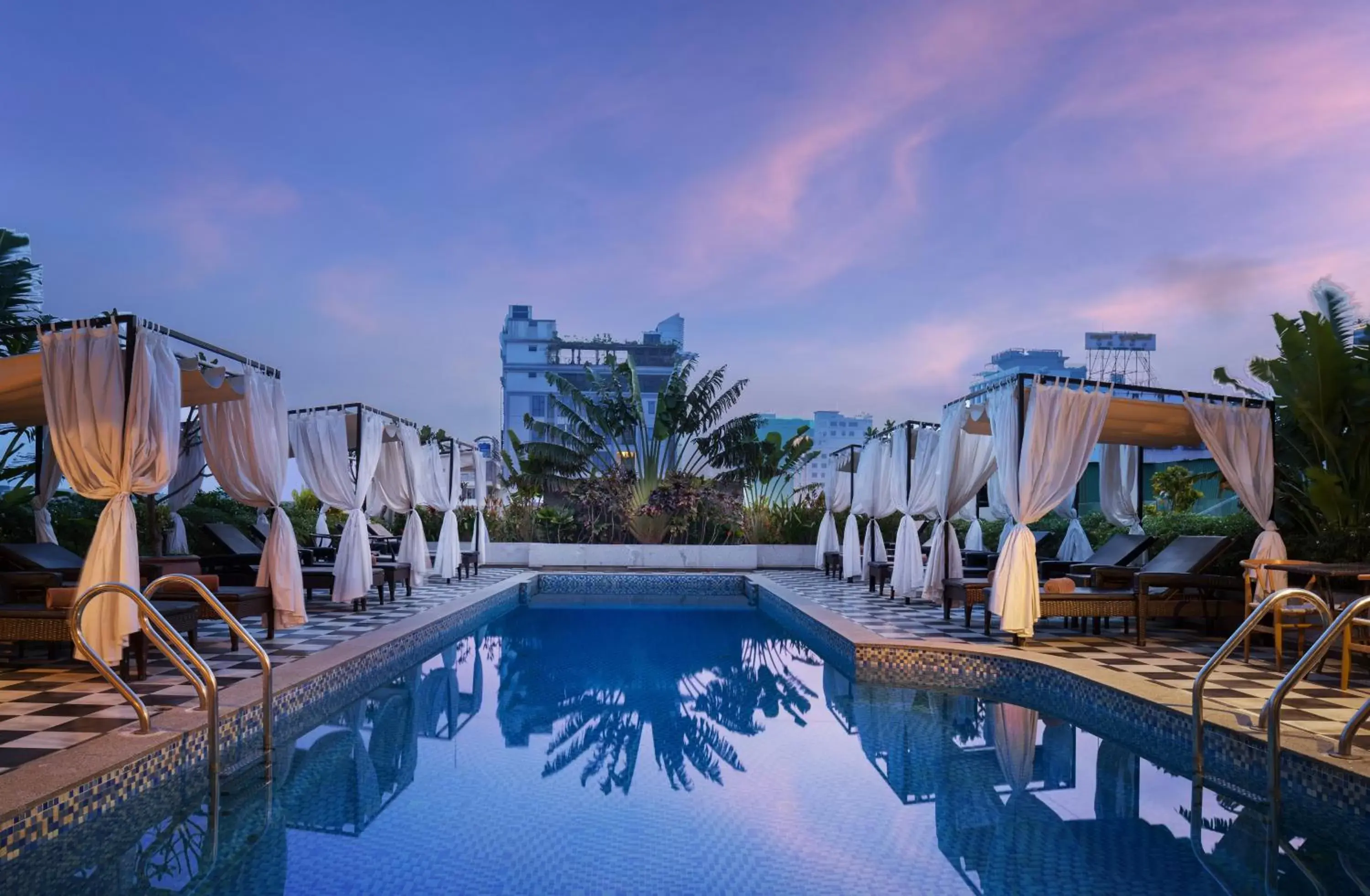City view, Swimming Pool in G Mekong Hotel Phom Penh