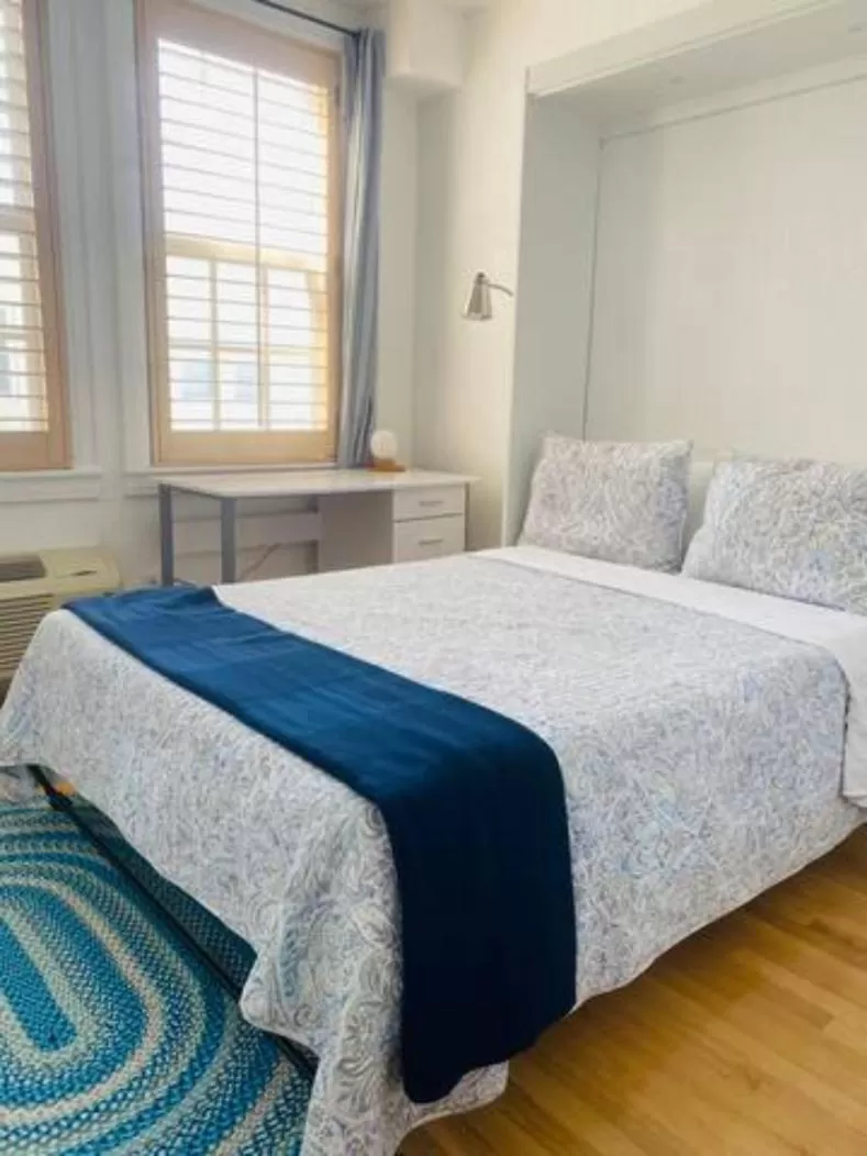 Bedroom, Bed in Tropicals of Palm Beach