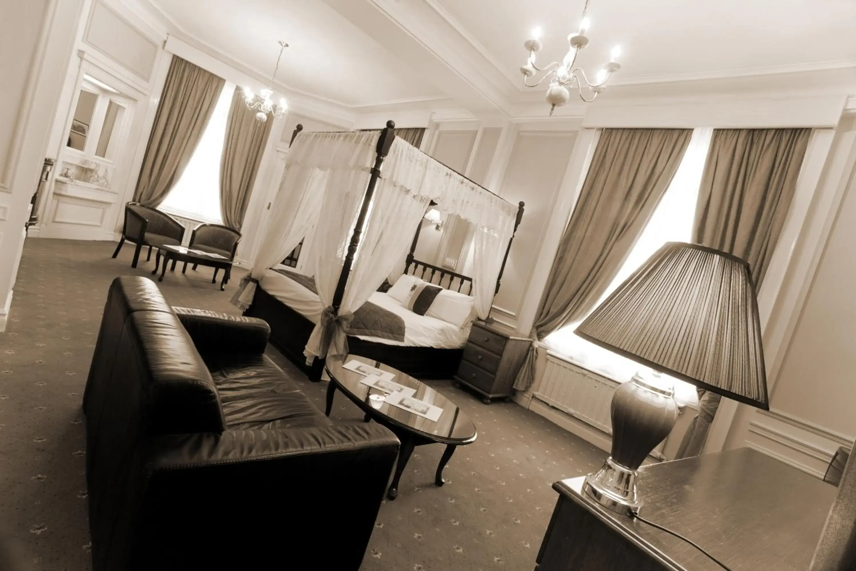 Living room, Seating Area in Adelphi Hotel