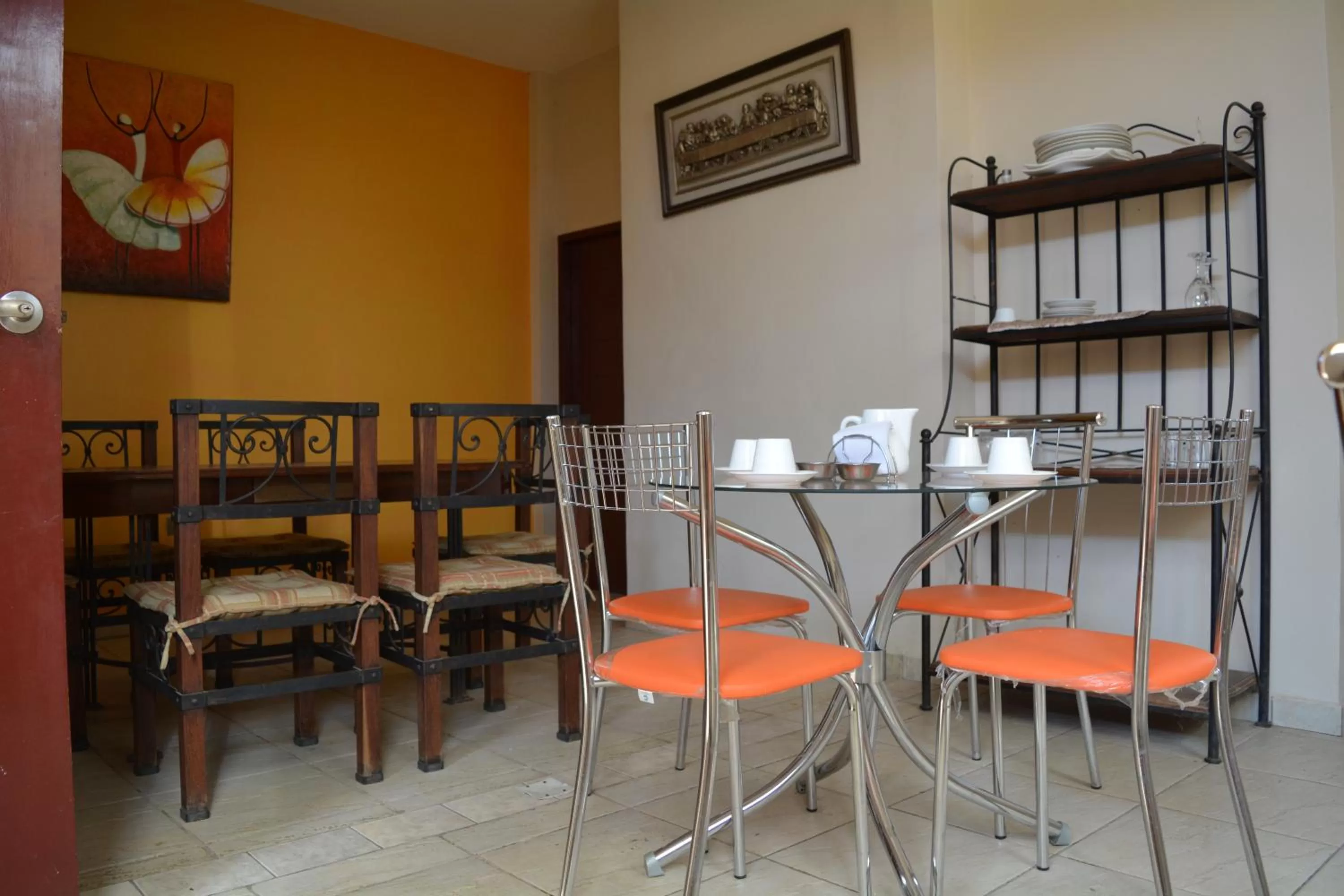 Dining area in Hotel Viru Viru II