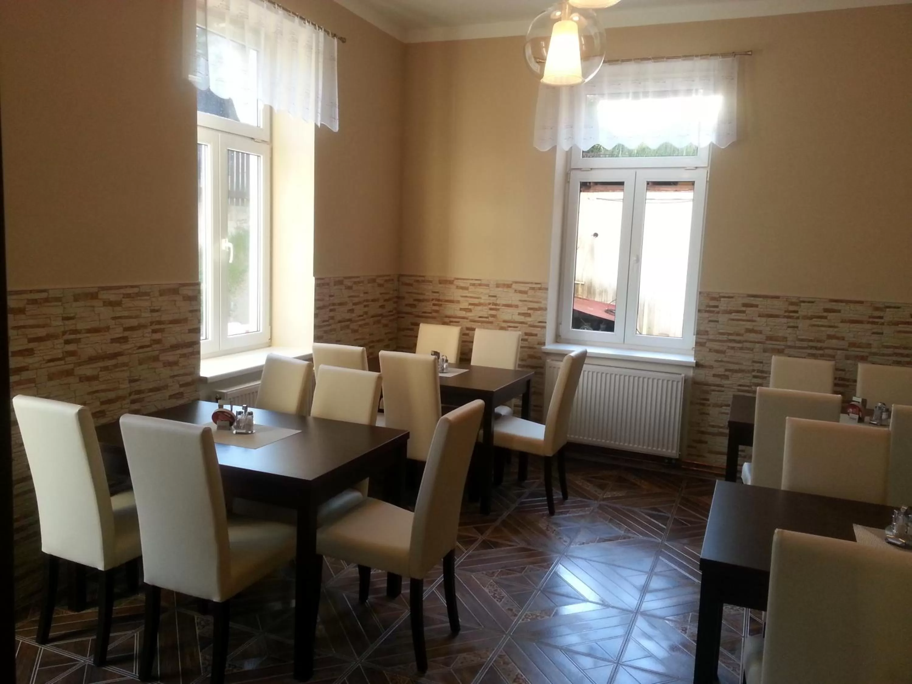 Restaurant/places to eat in Penzion Vesely