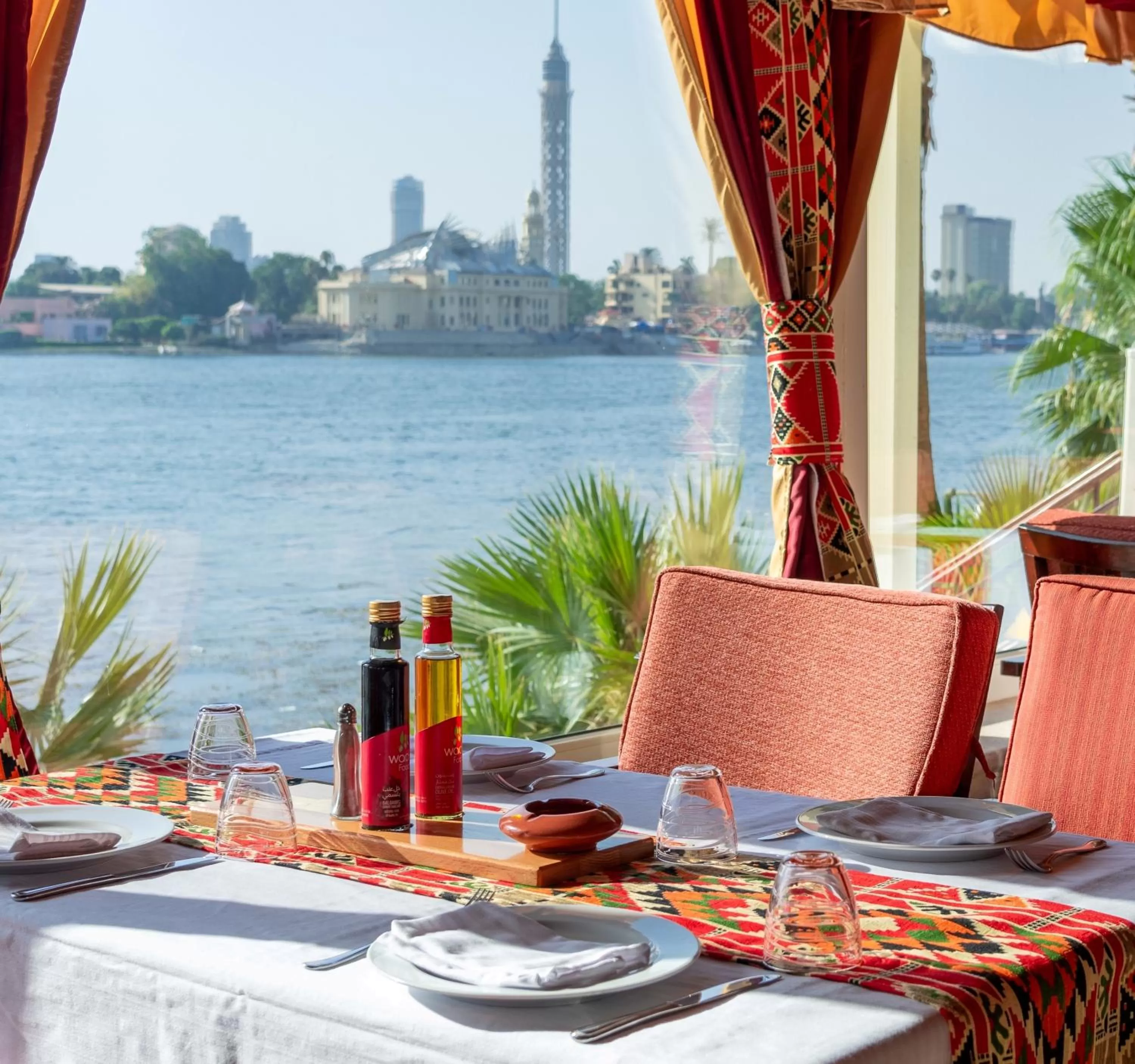 Restaurant/places to eat in Hilton Cairo Grand Nile