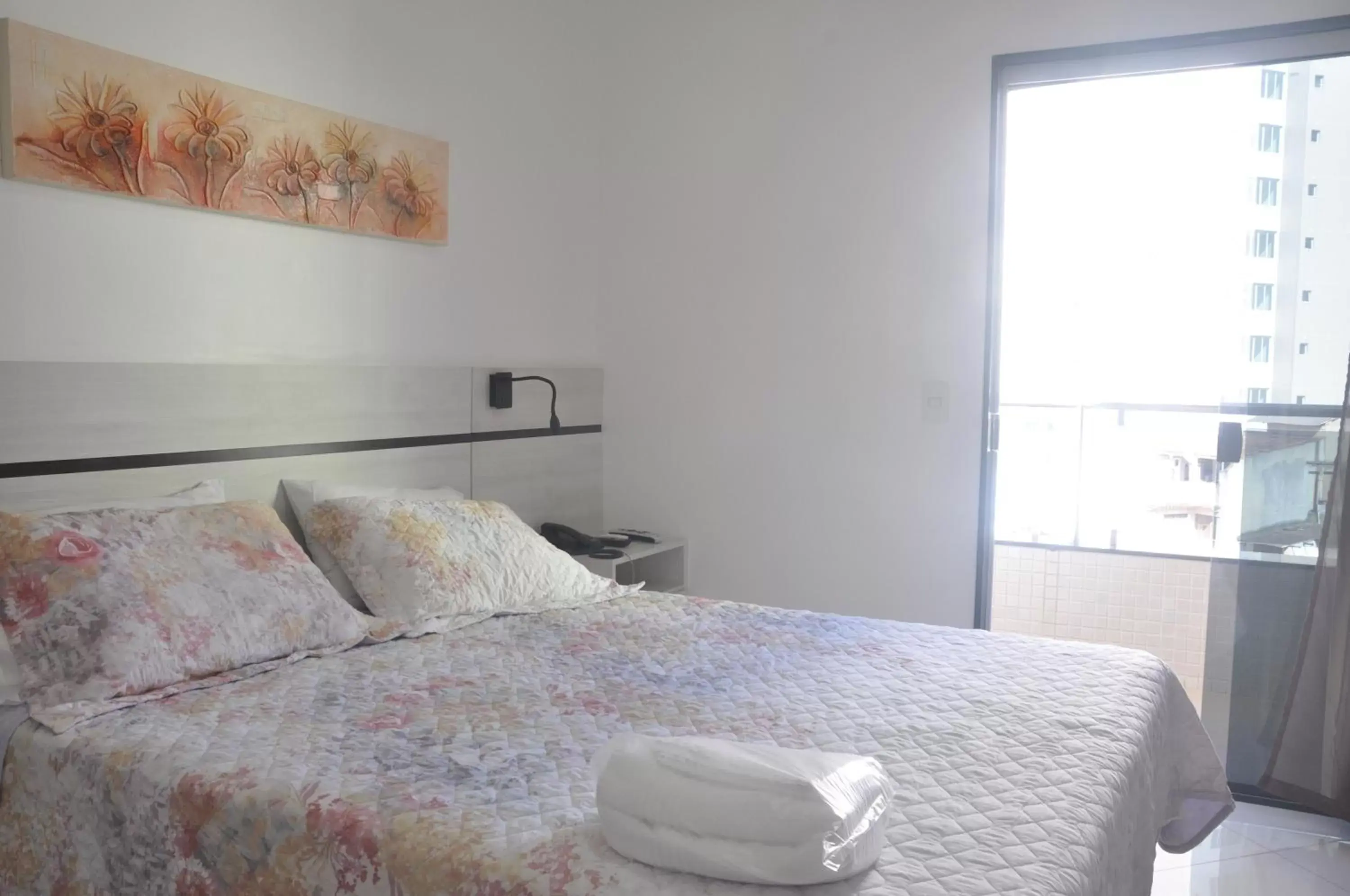 Comfort Double Room with Balcony in Hotel Raio de Sol Comfort Double Room with Balcony in Hotel Raio de Sol