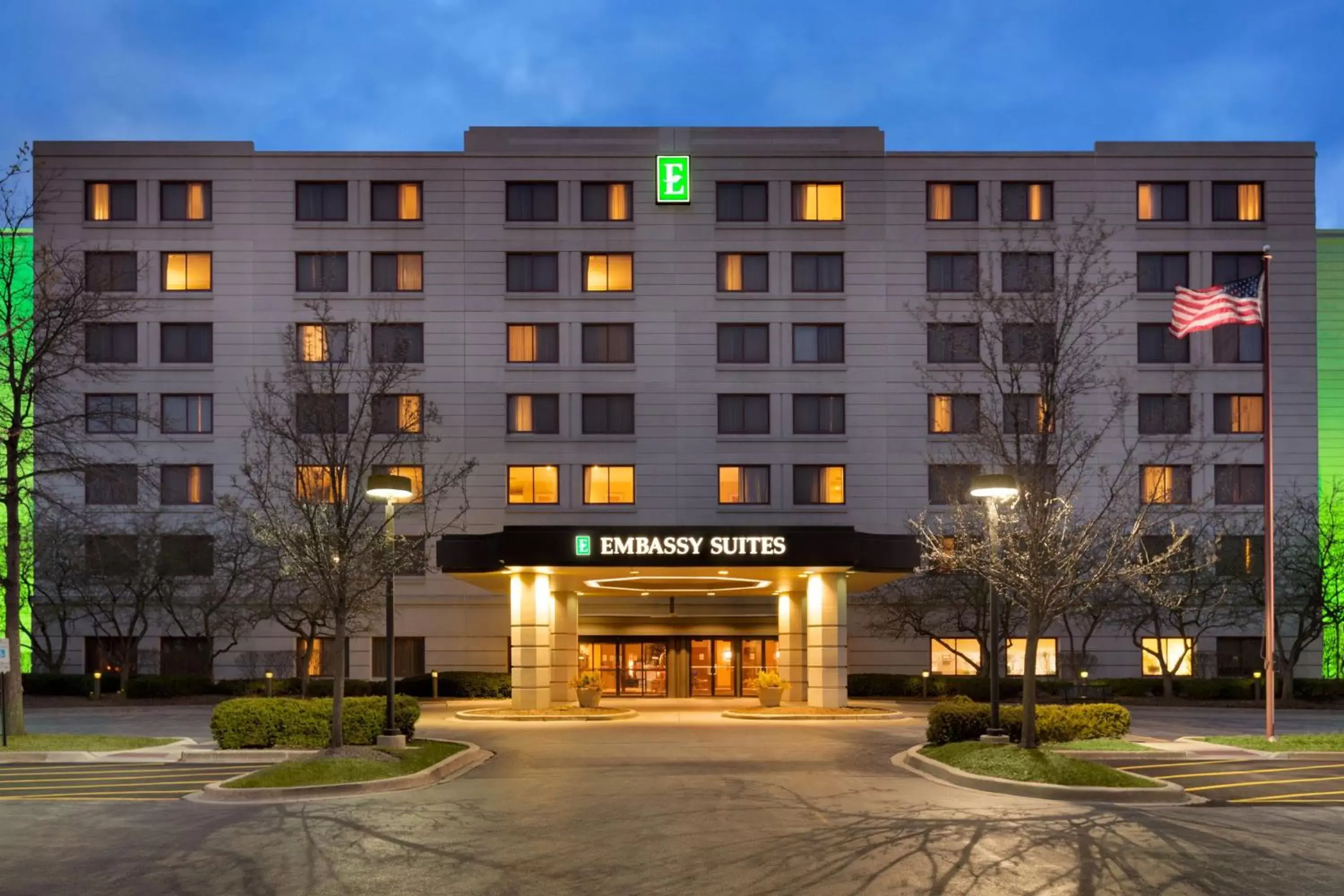 Property Building in Embassy Suites by Hilton Chicago North Shore Deerfield