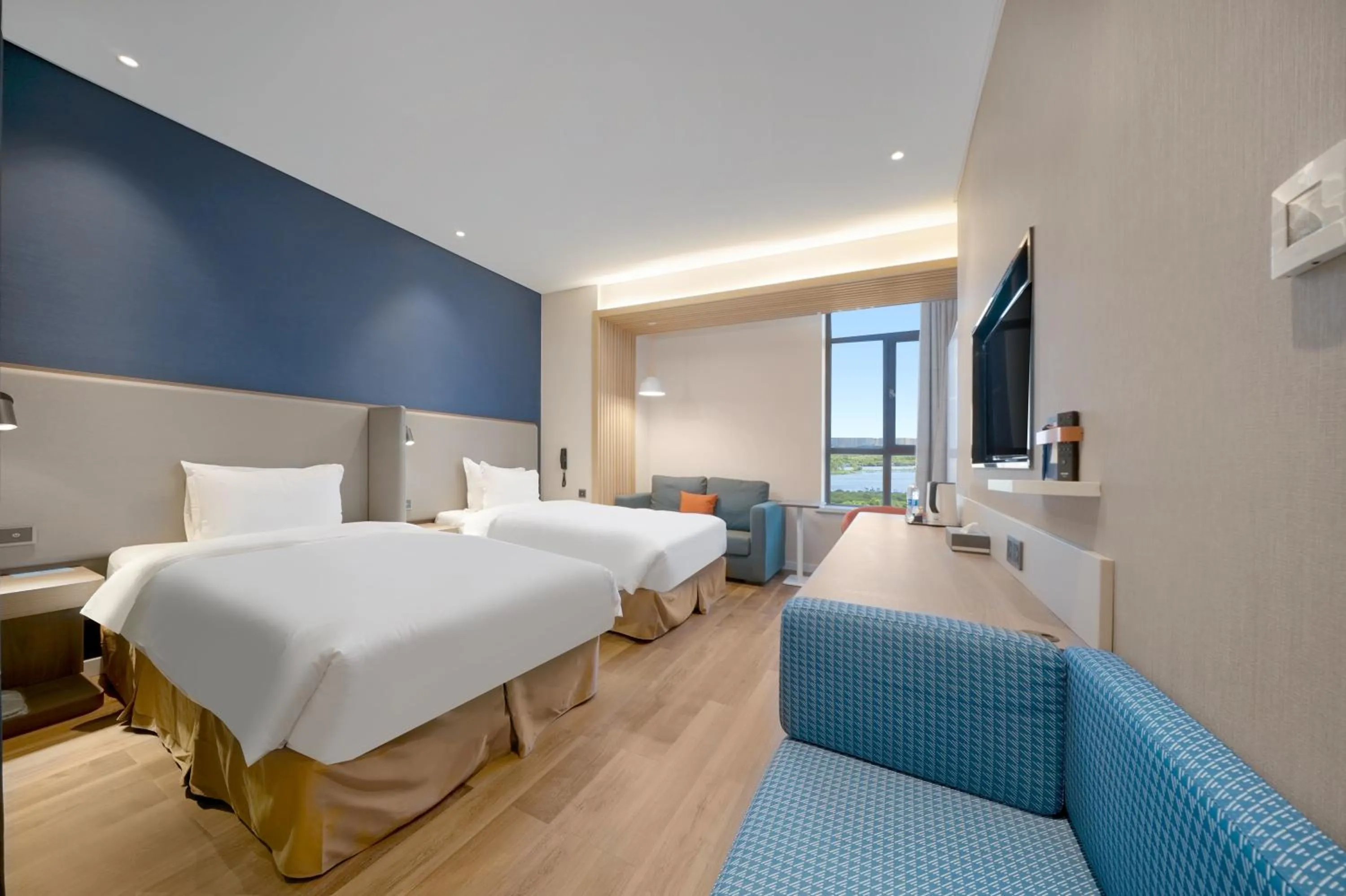 Photo of the whole room in Holiday Inn Express - Harbin Songbei New District, an IHG Hotel