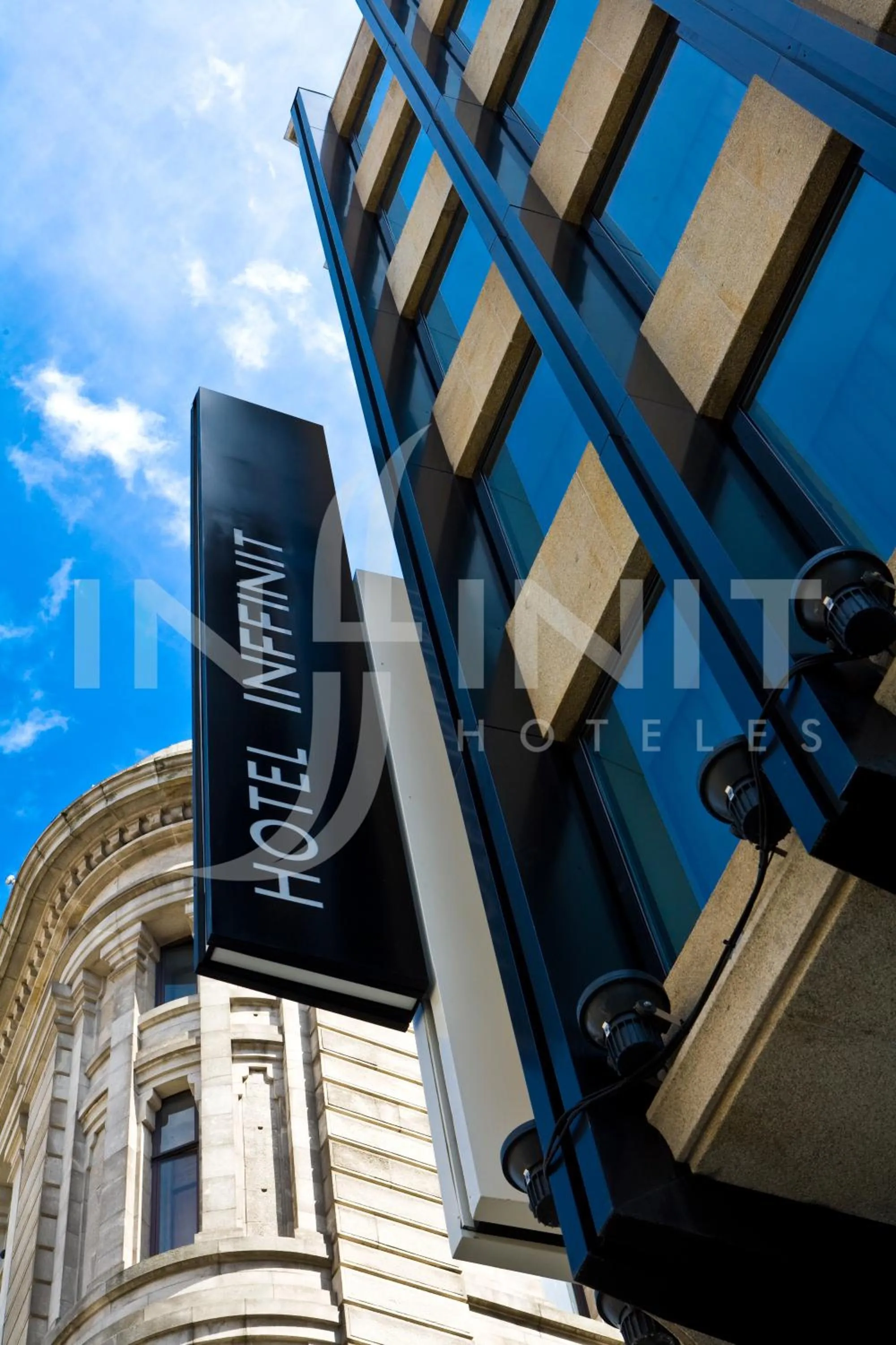 Facade/entrance in Hotel Inffinit