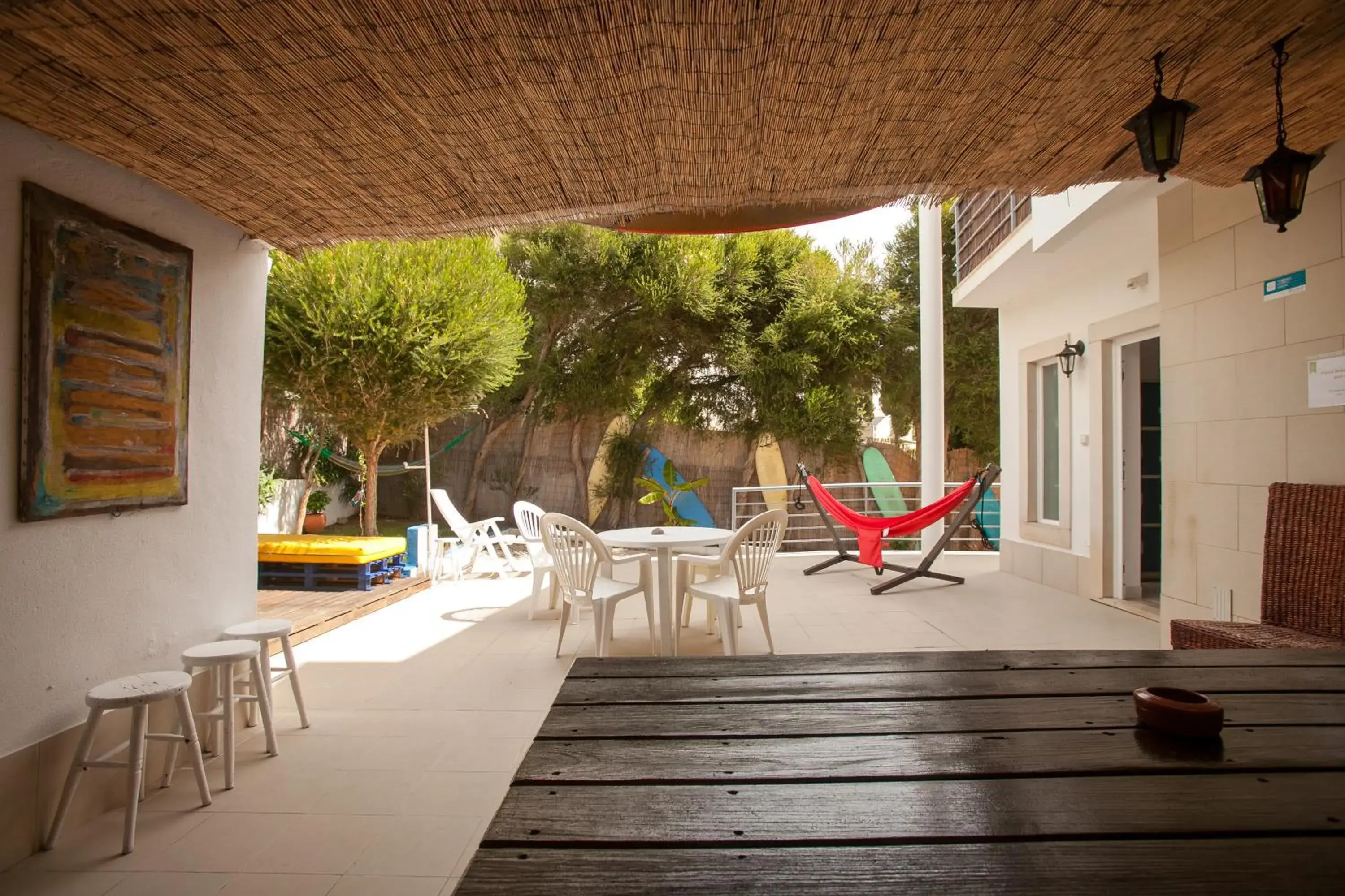 Patio in Ericeira Chill Hill Hostel & Private Rooms
