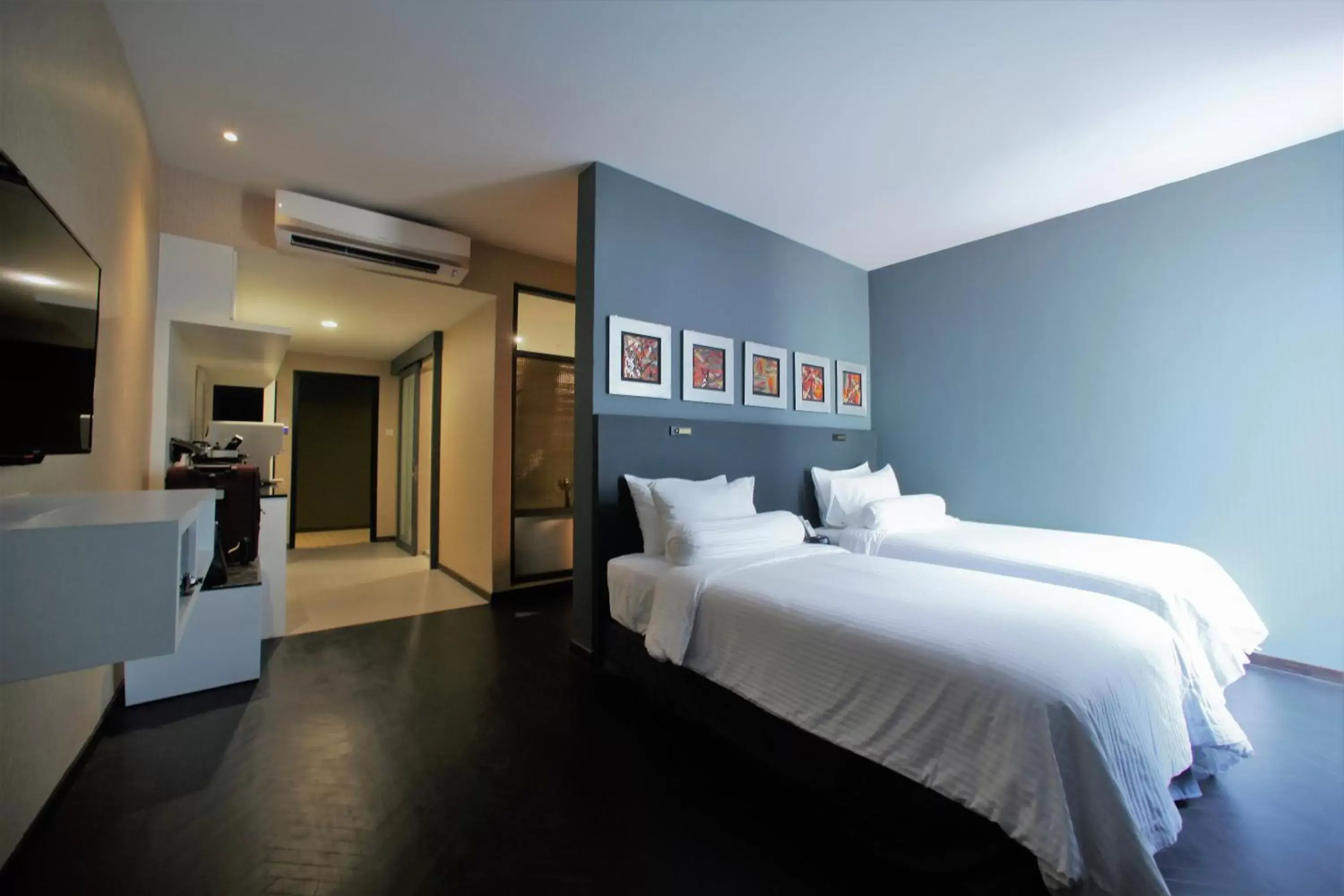 Photo of the whole room, Bed in Bedrock Hotel Ipoh Photo of the whole room, Bed in Bedrock Hotel Ipoh