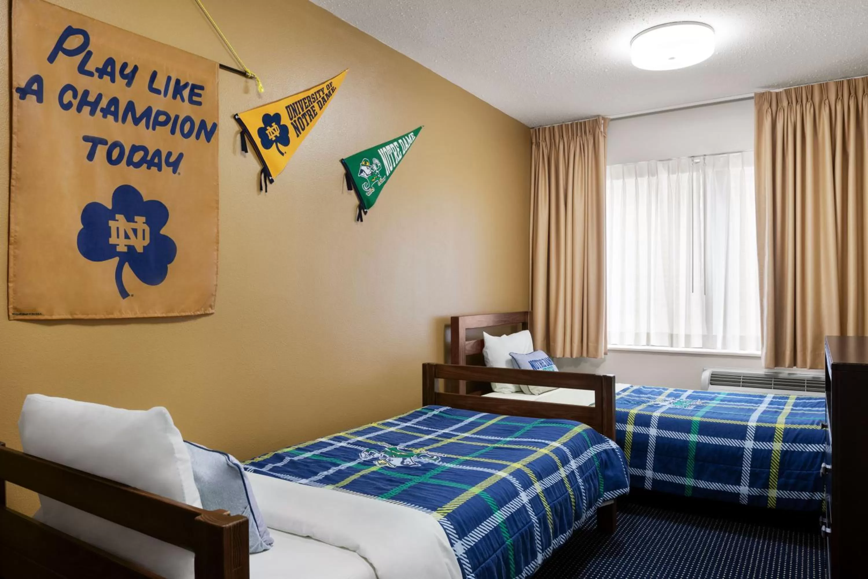 Bedroom, Bed in The Inn at Saint Mary's