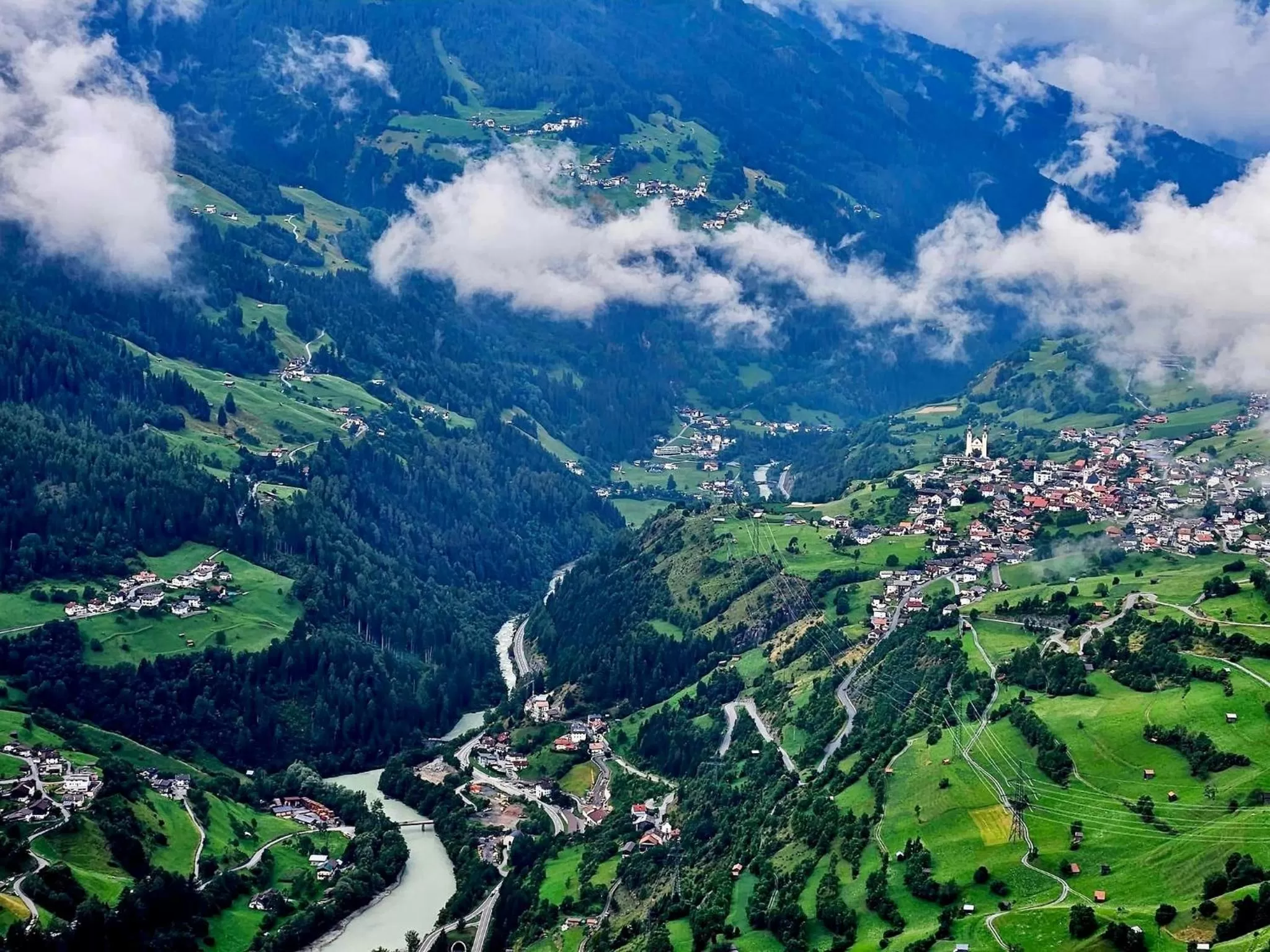 Bird's-eye View in Hotel Marienhof- Erstes Motorradhotel in Fliess!