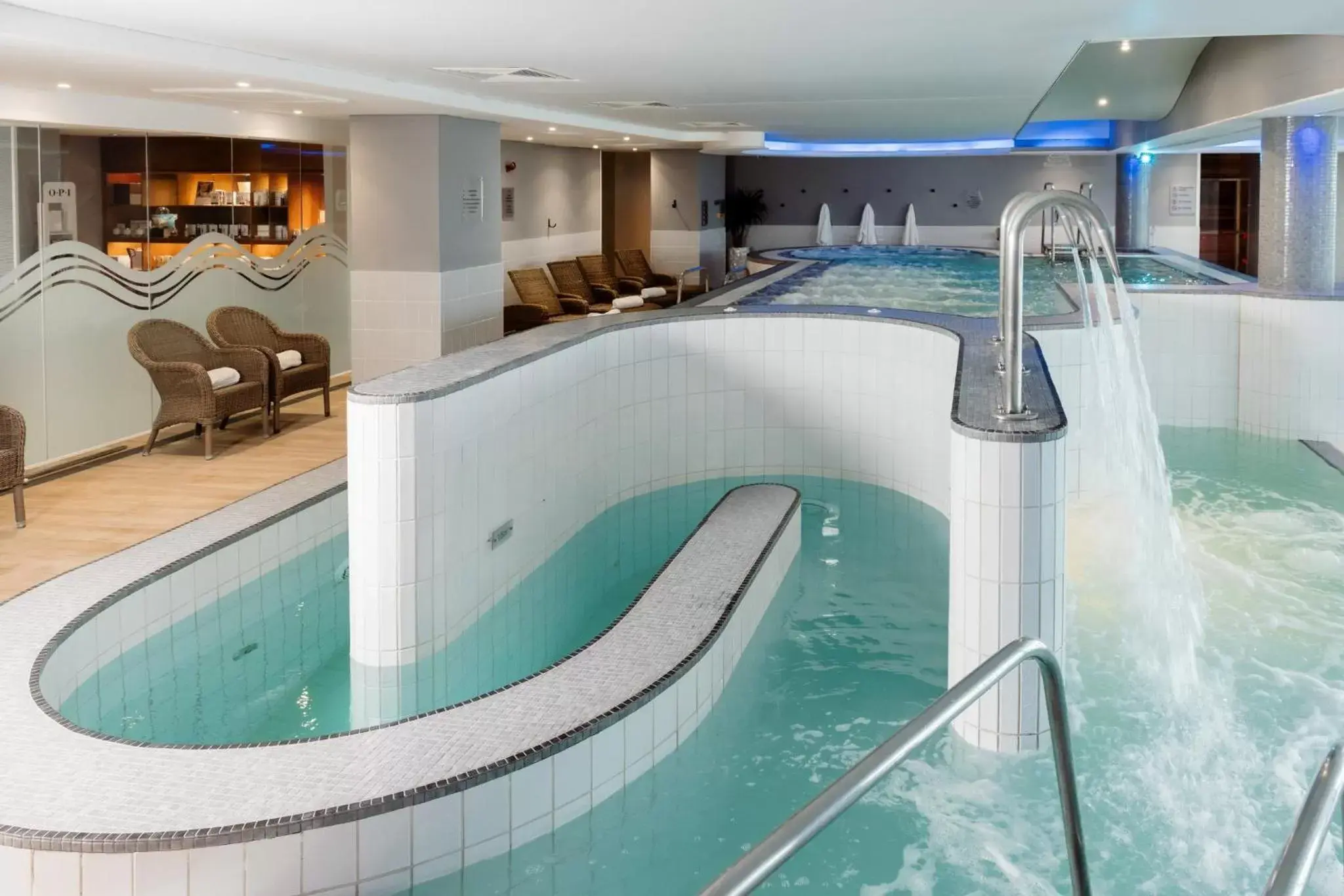 Spa and wellness centre/facilities, Swimming Pool in voco St. David's Cardiff, an IHG Hotel