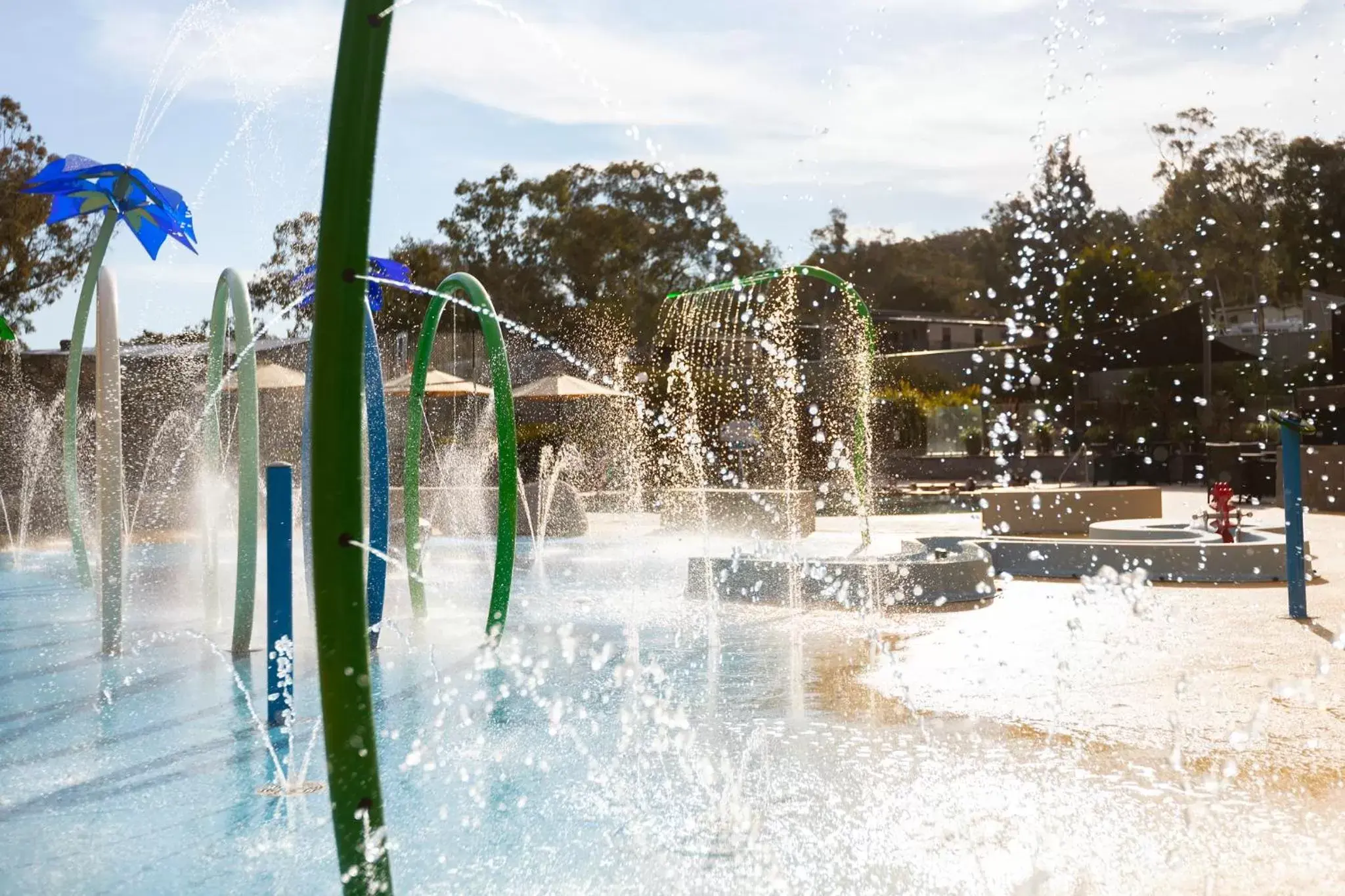 Swimming pool, Water Park in Alivio Tourist Park Canberra