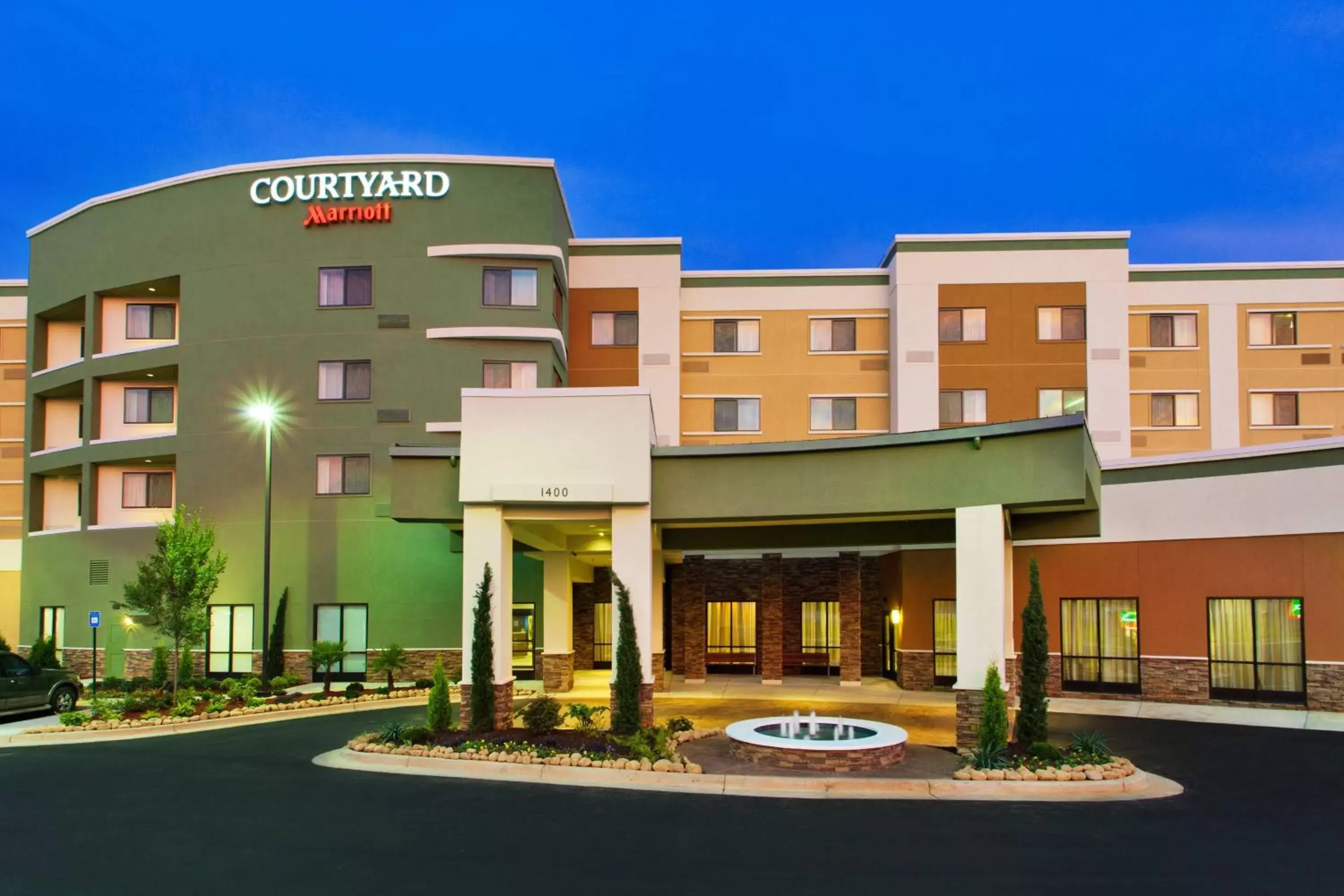 Property Building in Courtyard by Marriott Columbus Phenix City