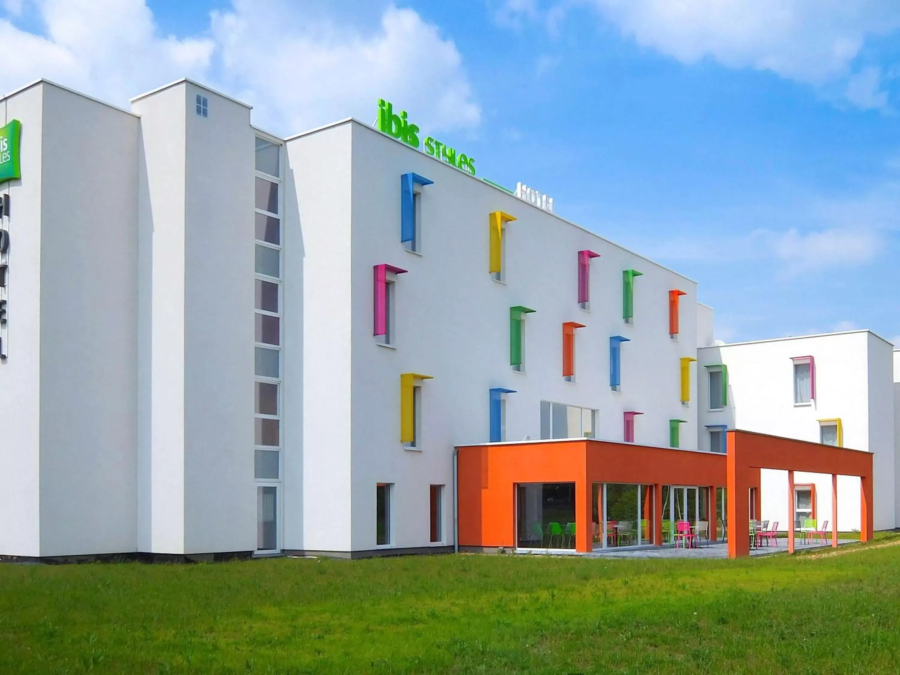 Property building in ibis Styles Nivelles