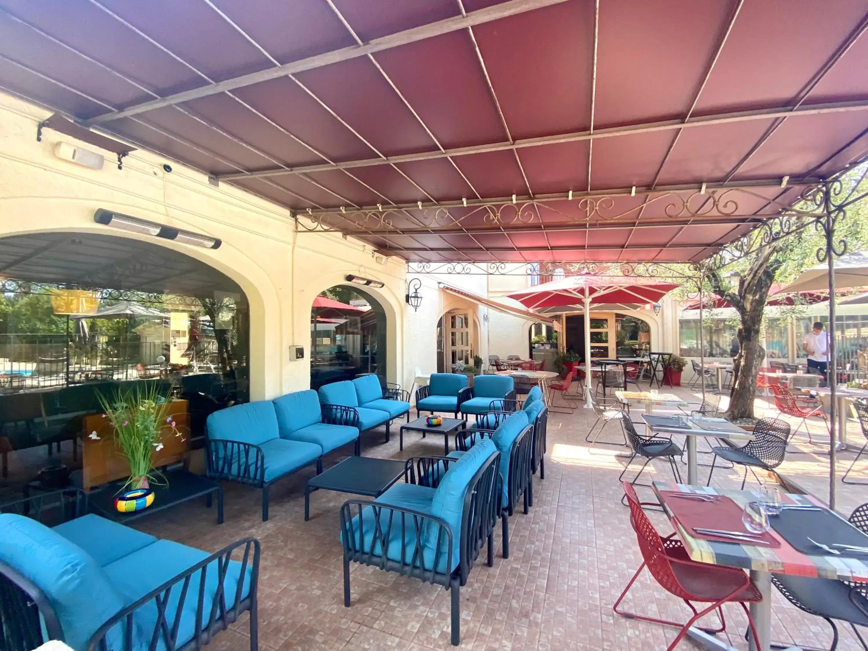 Patio, Restaurant/Places to Eat in La Lune De Mougins - Hotel & Spa