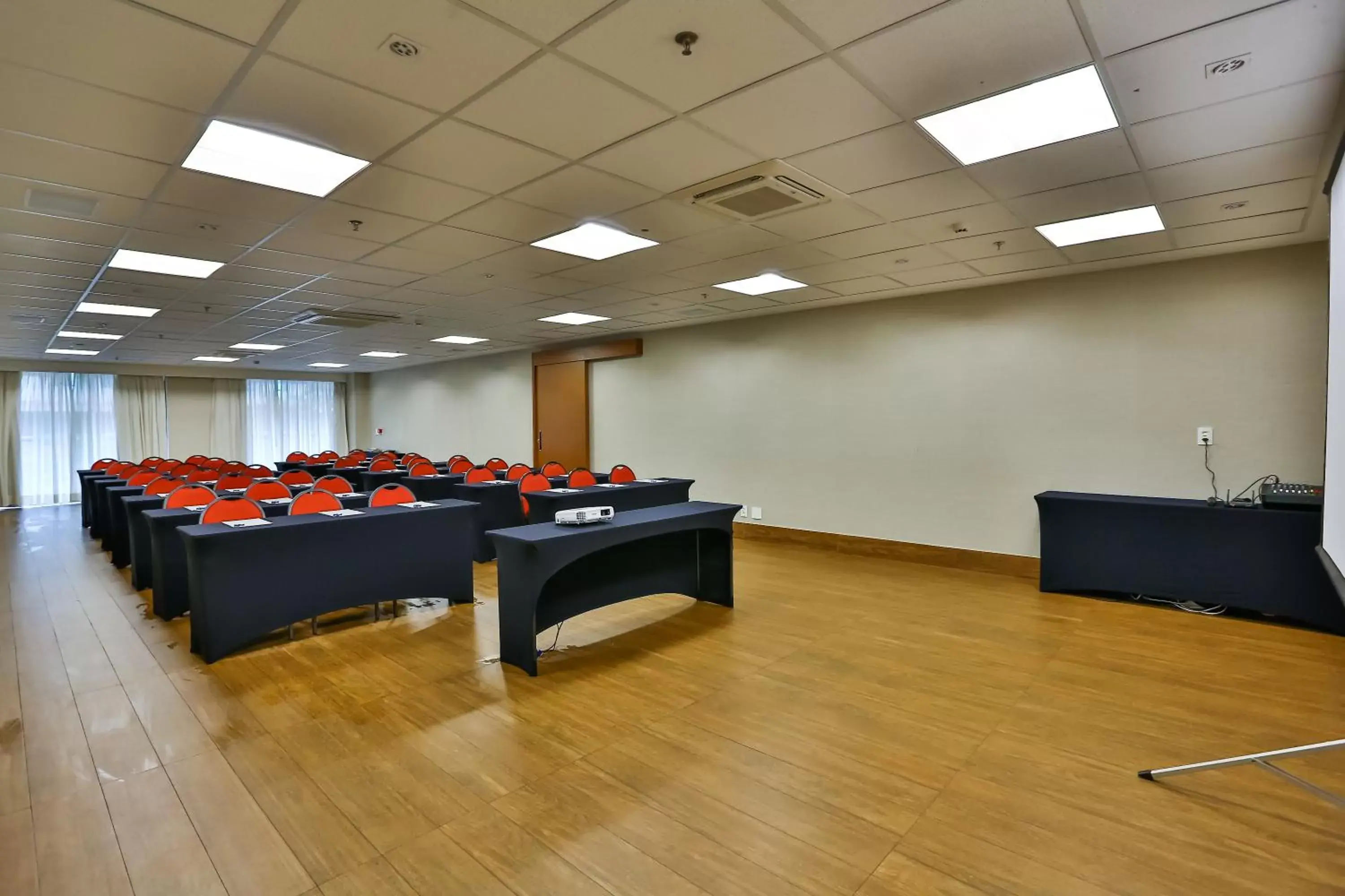 Meeting/conference room in Quality Hotel & Suites Brasília