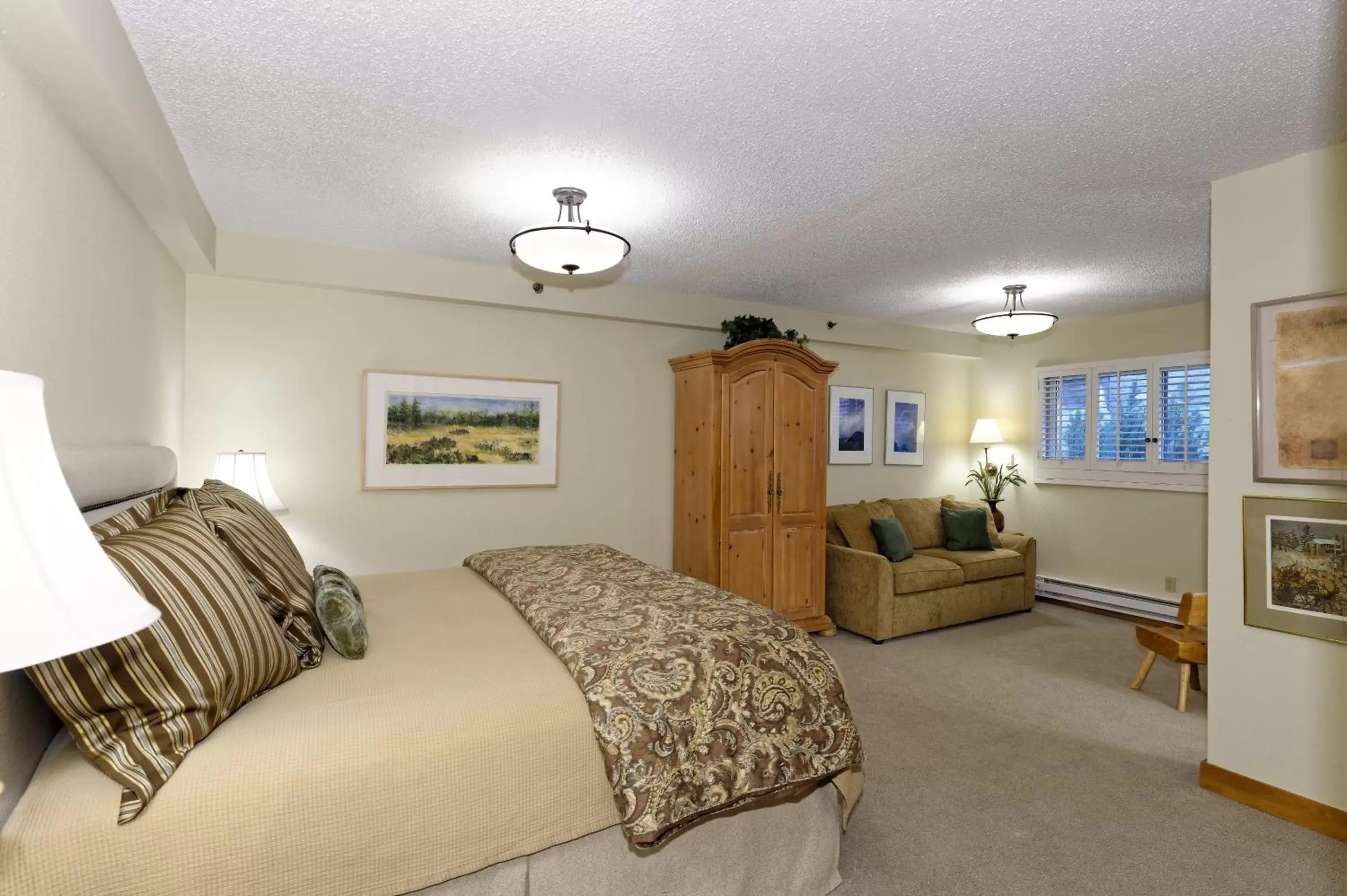 Bedroom in The Crestwood Snowmass Village