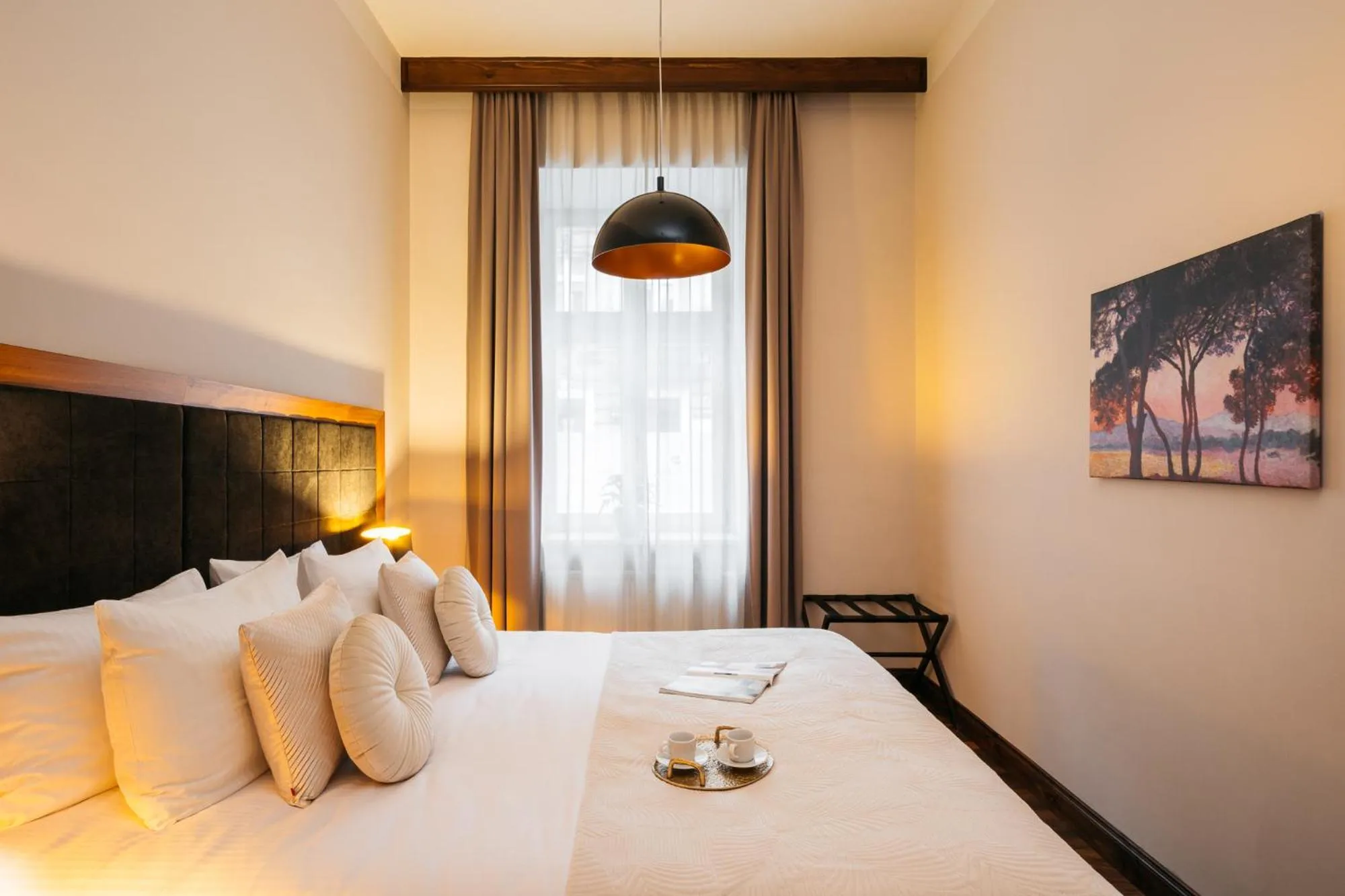 Bed in Topolowa Residence - LoftAffair Collection