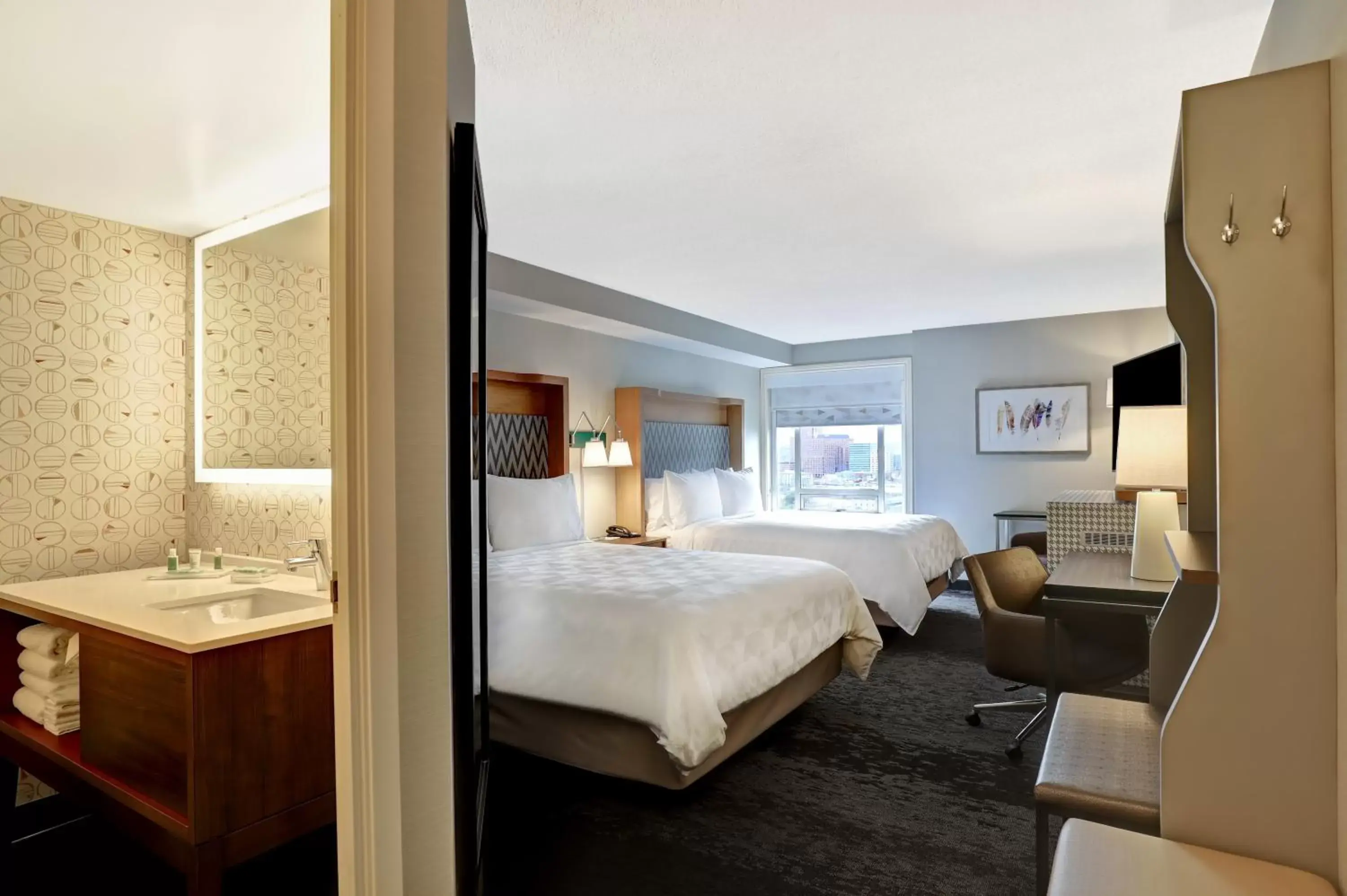 Photo of the whole room in Holiday Inn - Ottawa Dwtn - Parliament Hill, an IHG Hotel