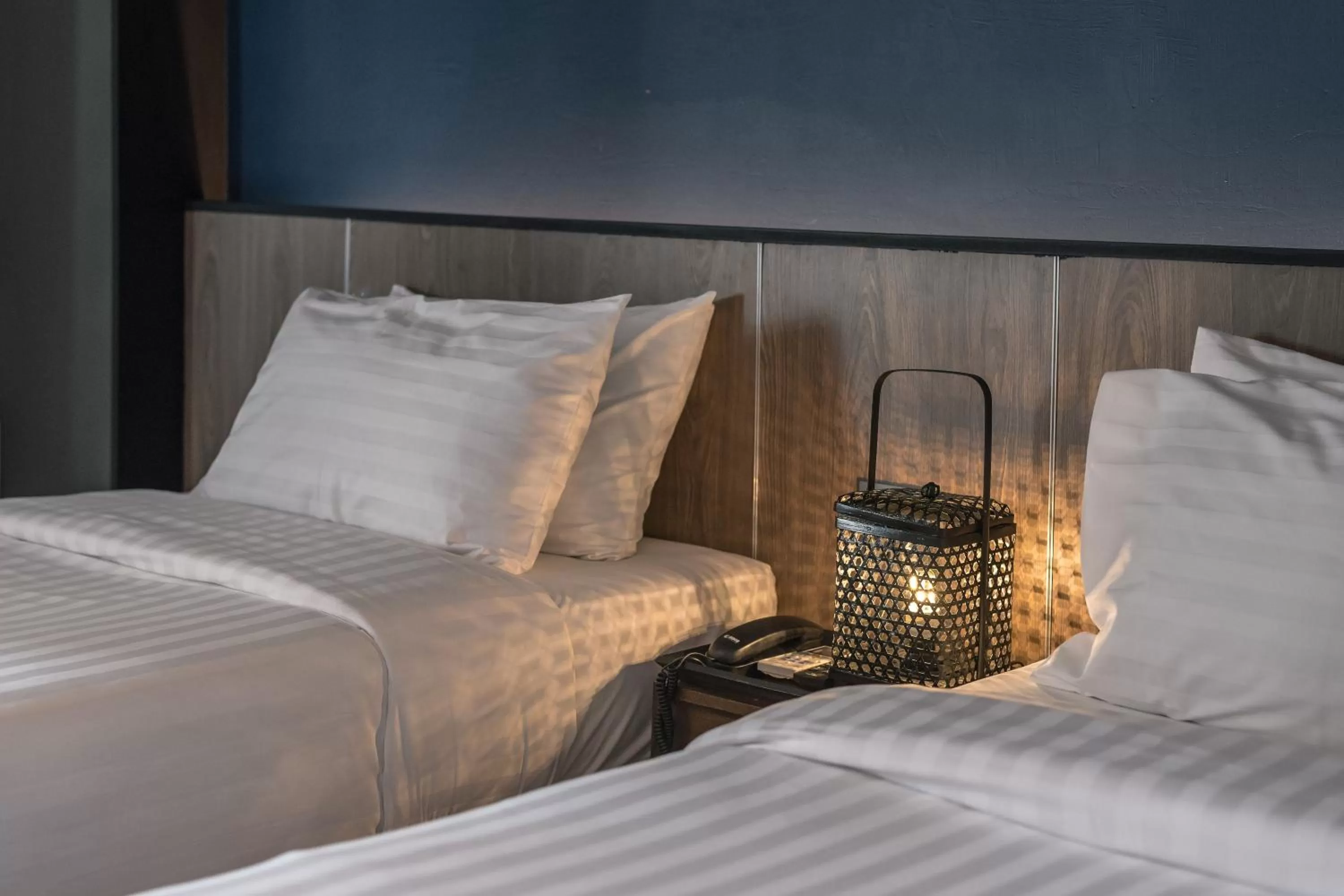 Bedroom, Bed in L Nimman