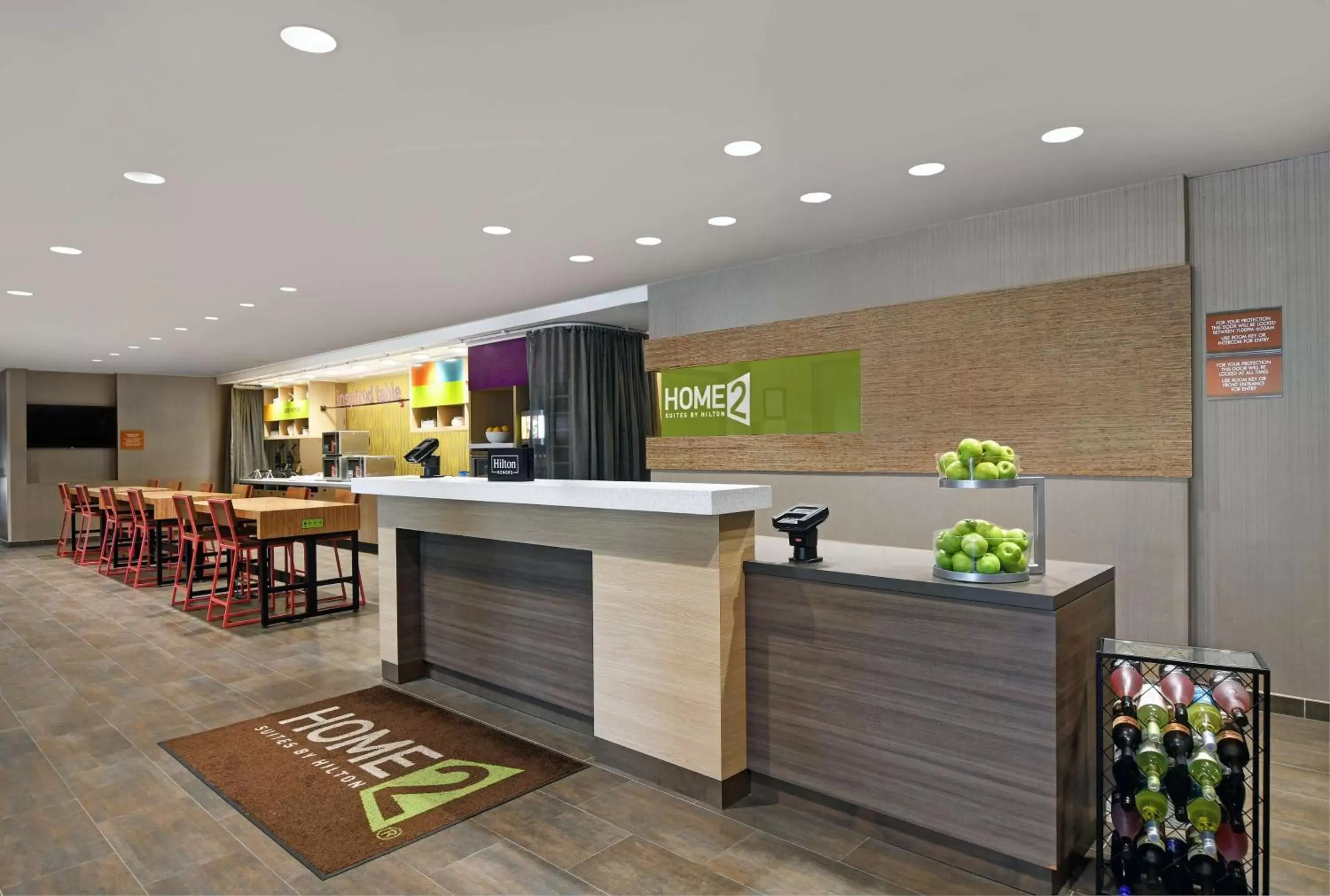 Breakfast, Lobby/Reception in Home2 Suites By Hilton Bordentown