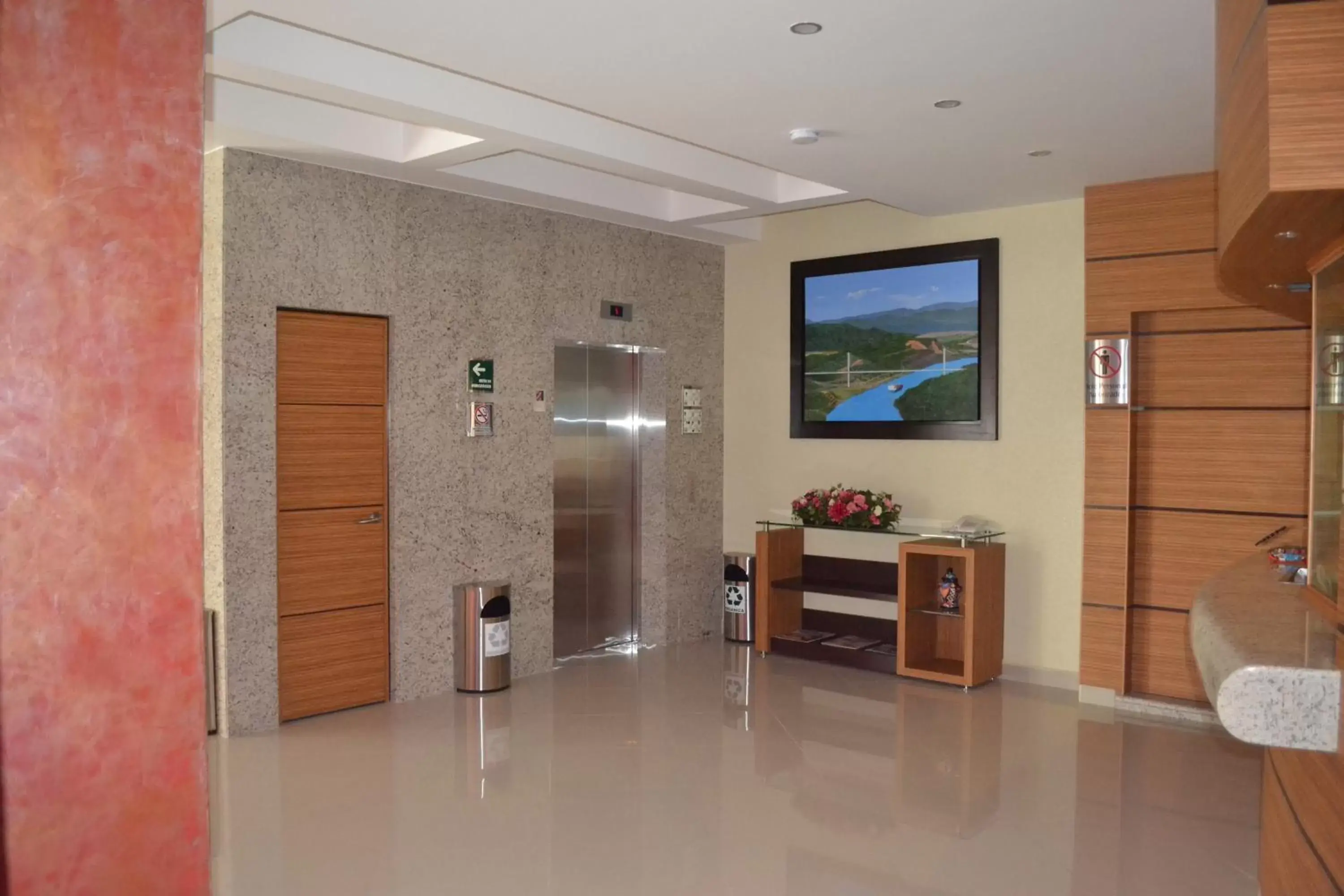 Lobby or reception, TV/Entertainment Center in Hotel & Villas Panamá