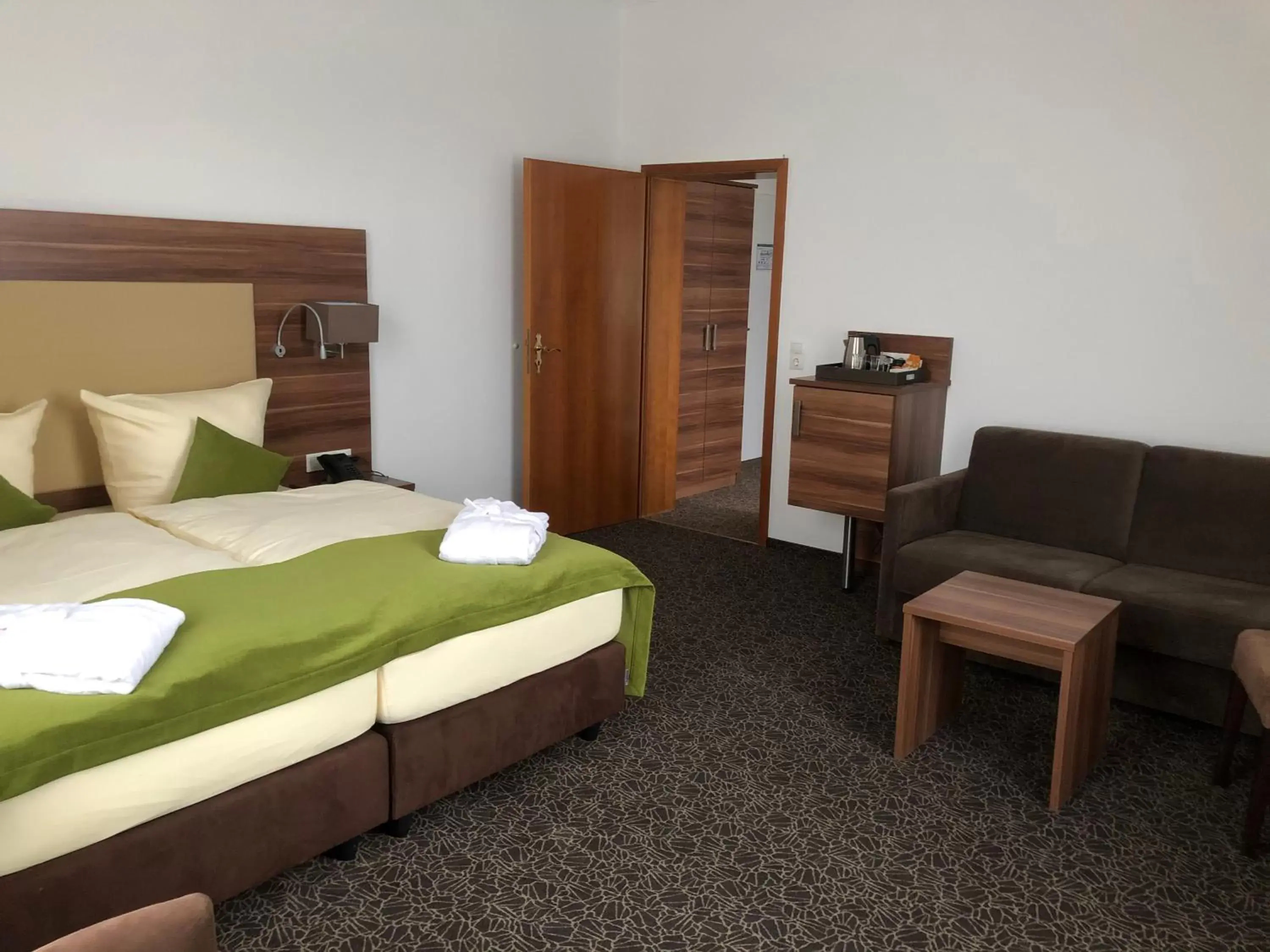 Deluxe Double Room with Balcony in Hotel Villa Elsa Deluxe Double Room with Balcony in Hotel Villa Elsa