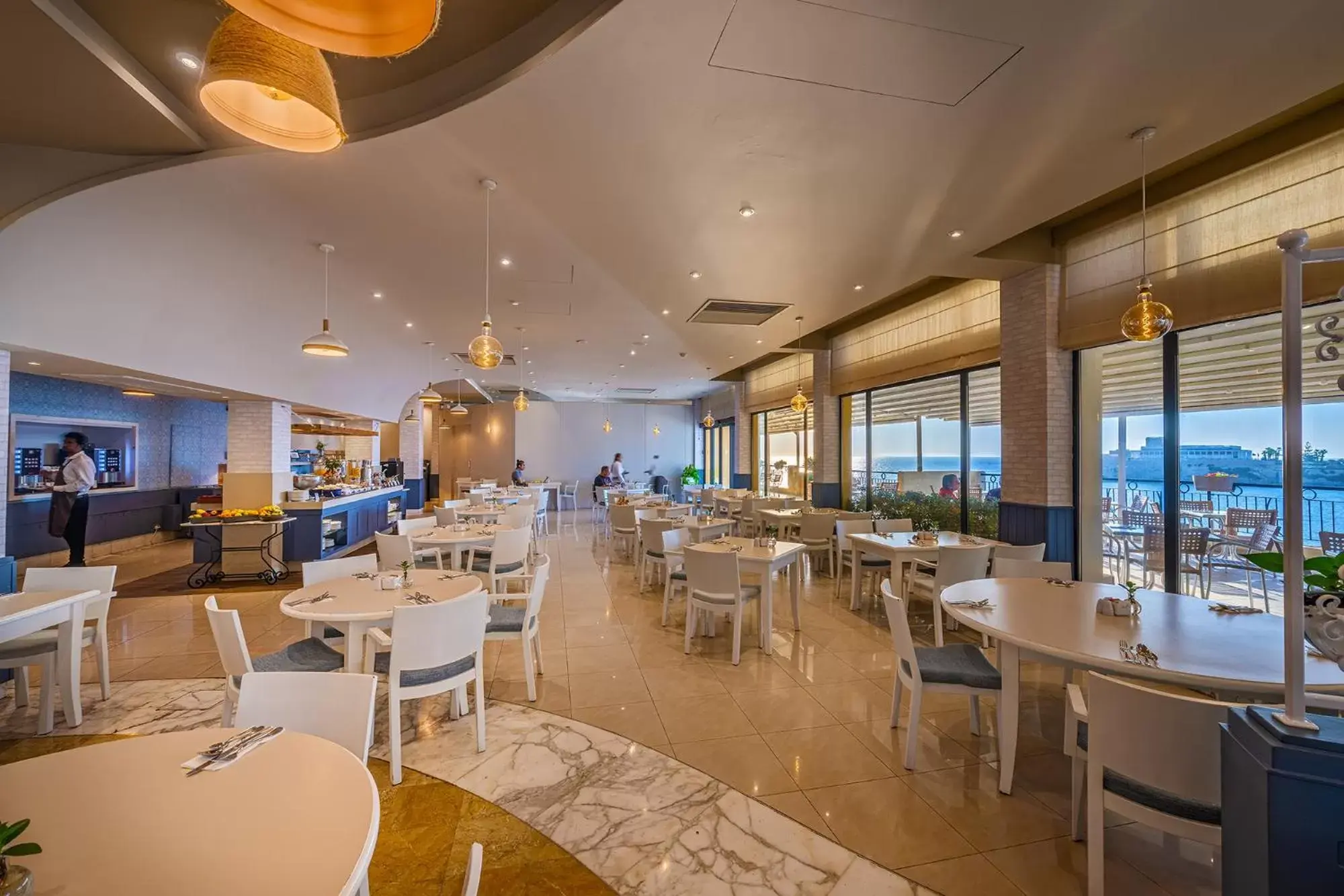 Restaurant/Places to Eat in Marina Hotel Corinthia Beach Resort Malta