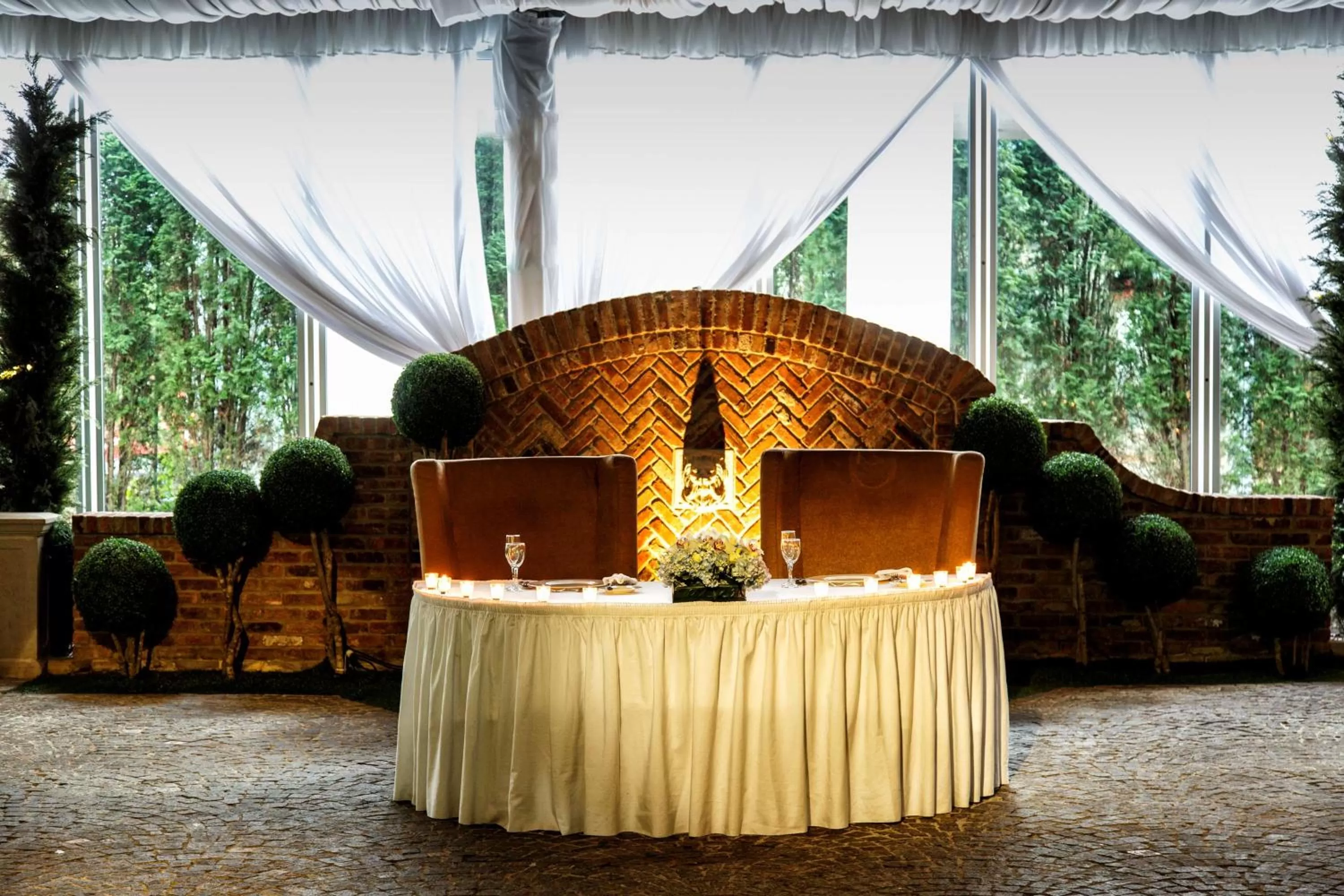 Dining area in Hilton Garden Inn New York/Staten Island
