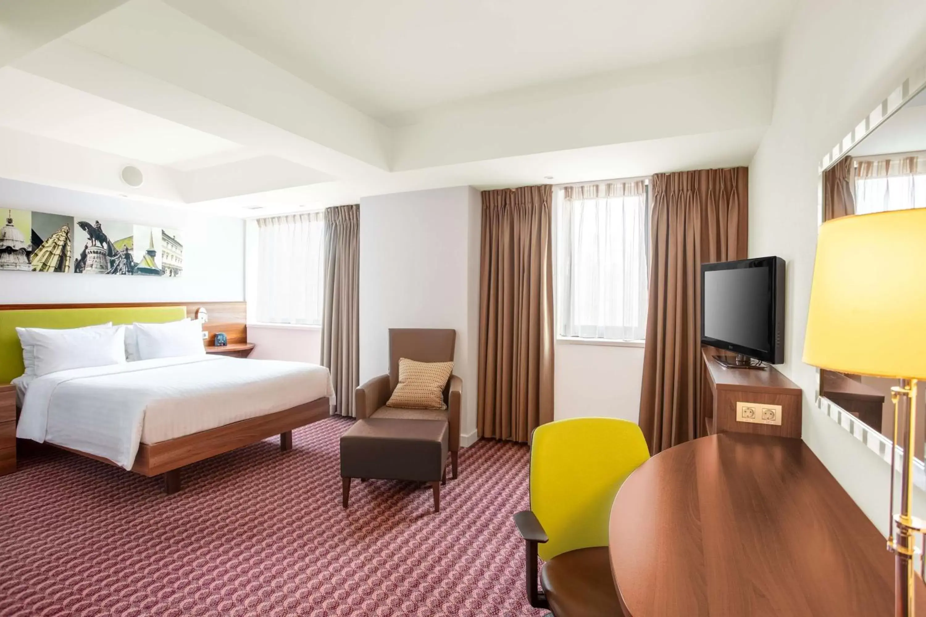 Bedroom, Bed in Hampton by Hilton Cluj-Napoca Bedroom, Bed in Hampton by Hilton Cluj-Napoca