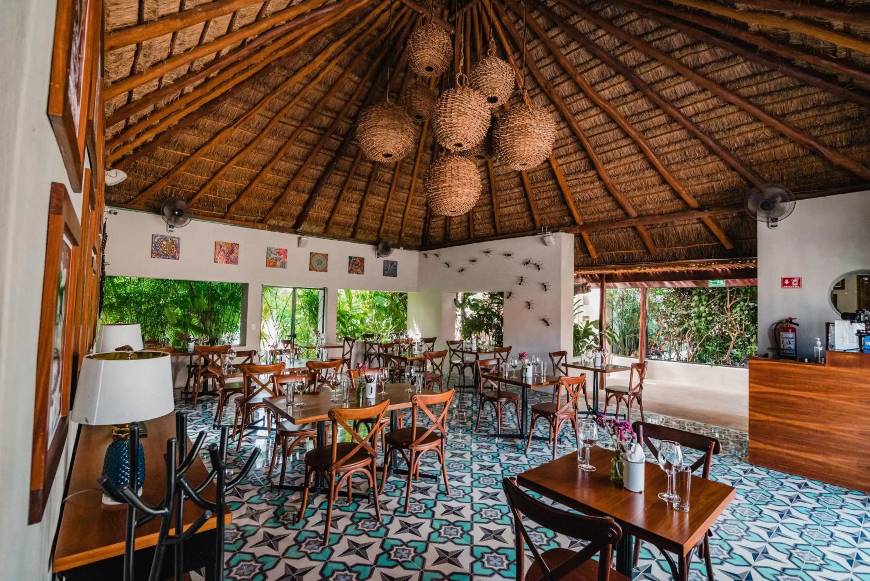 Restaurant/Places to Eat in Blue Palm Bacalar