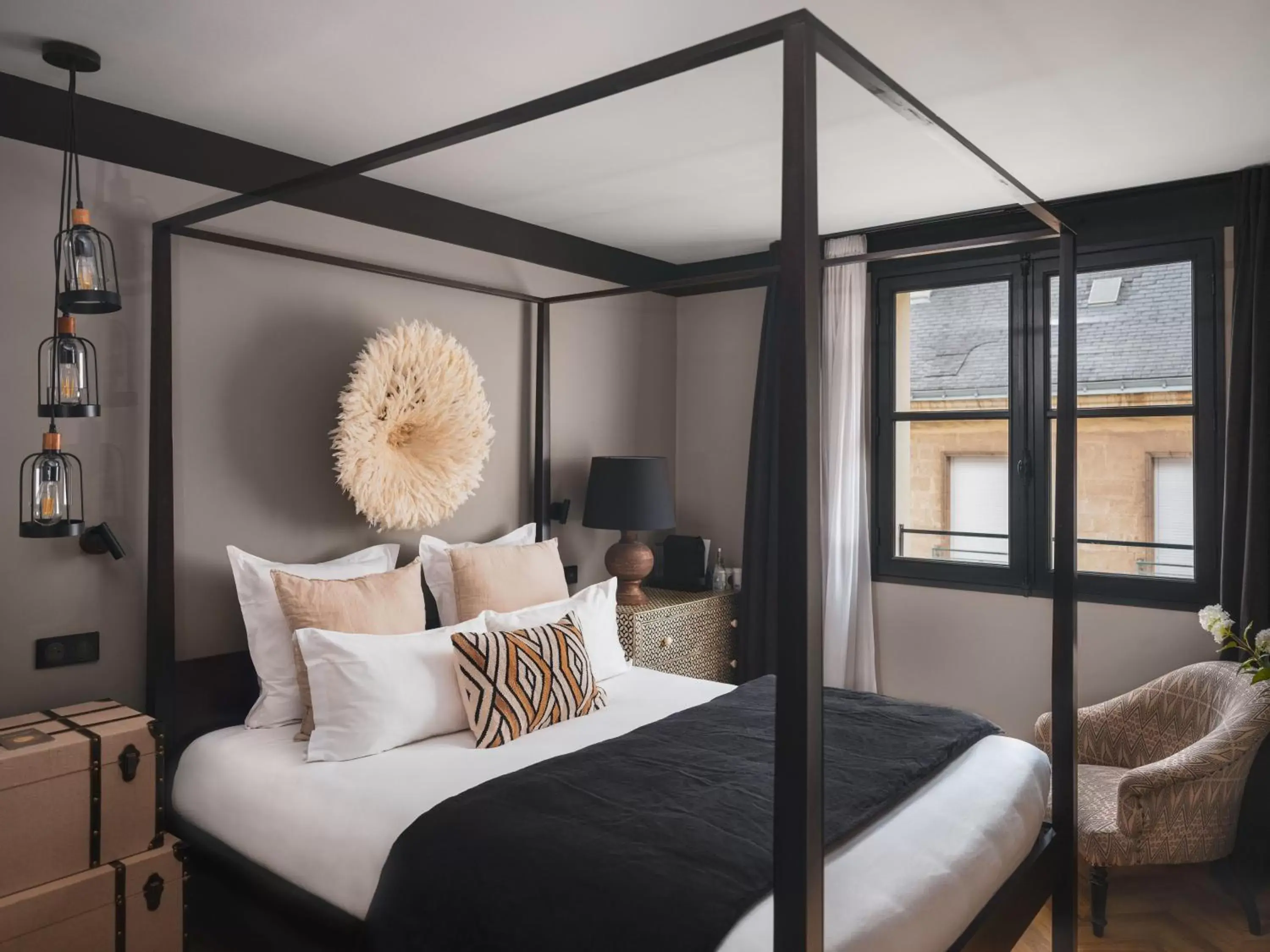 Bedroom, Bed in Maisons du Monde Hotel & Suites - Nantes