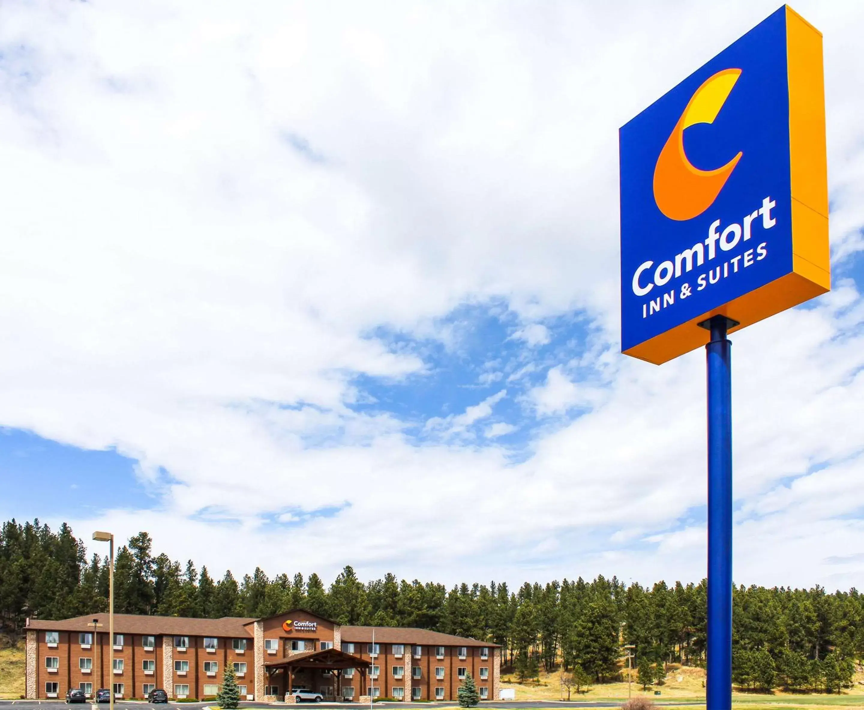 Property building in Comfort Inn & Suites Near Custer State Park and Mt Rushmore