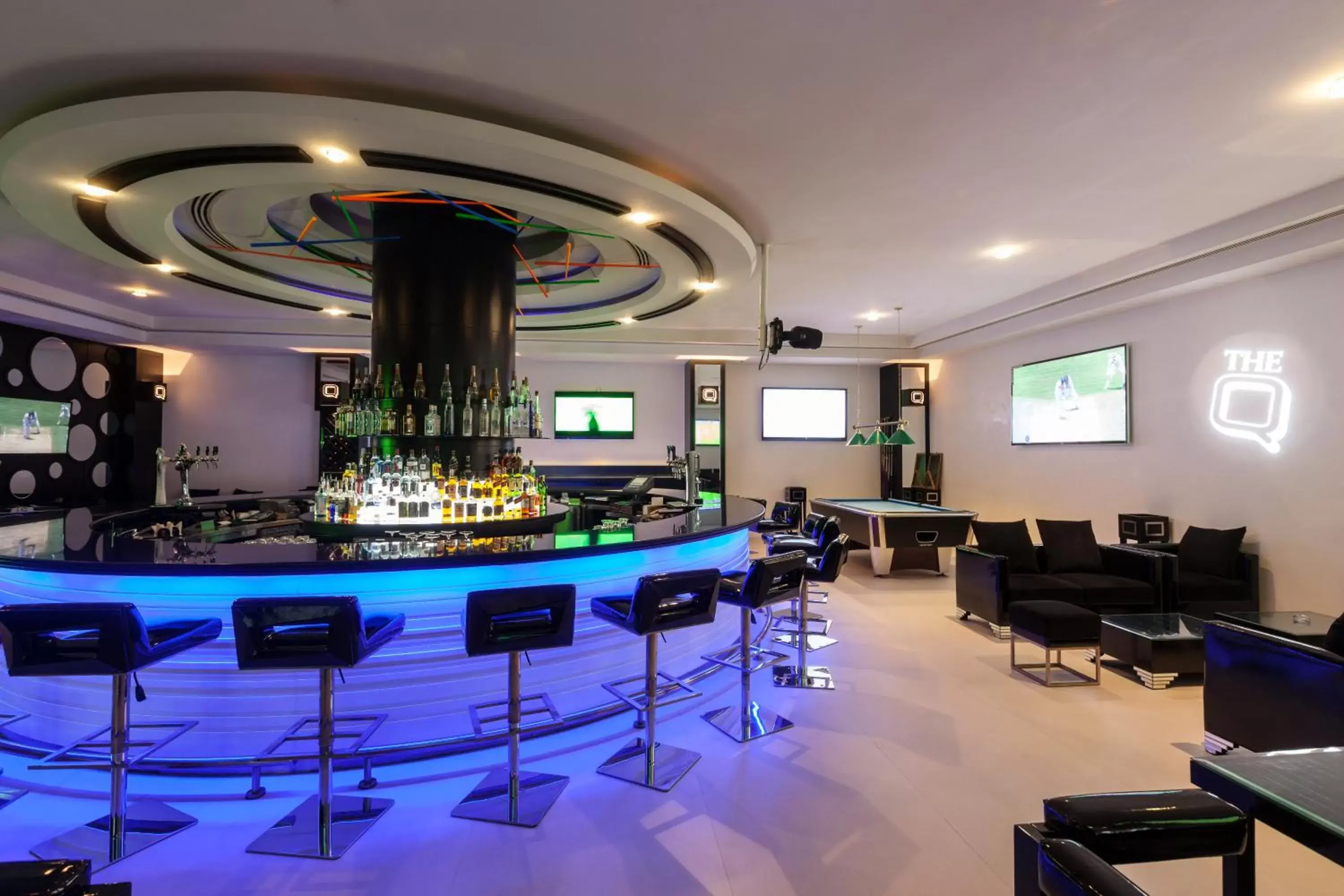 Lounge or bar, Lounge/Bar in Holiday Inn Dubai Al Barsha, an IHG Hotel