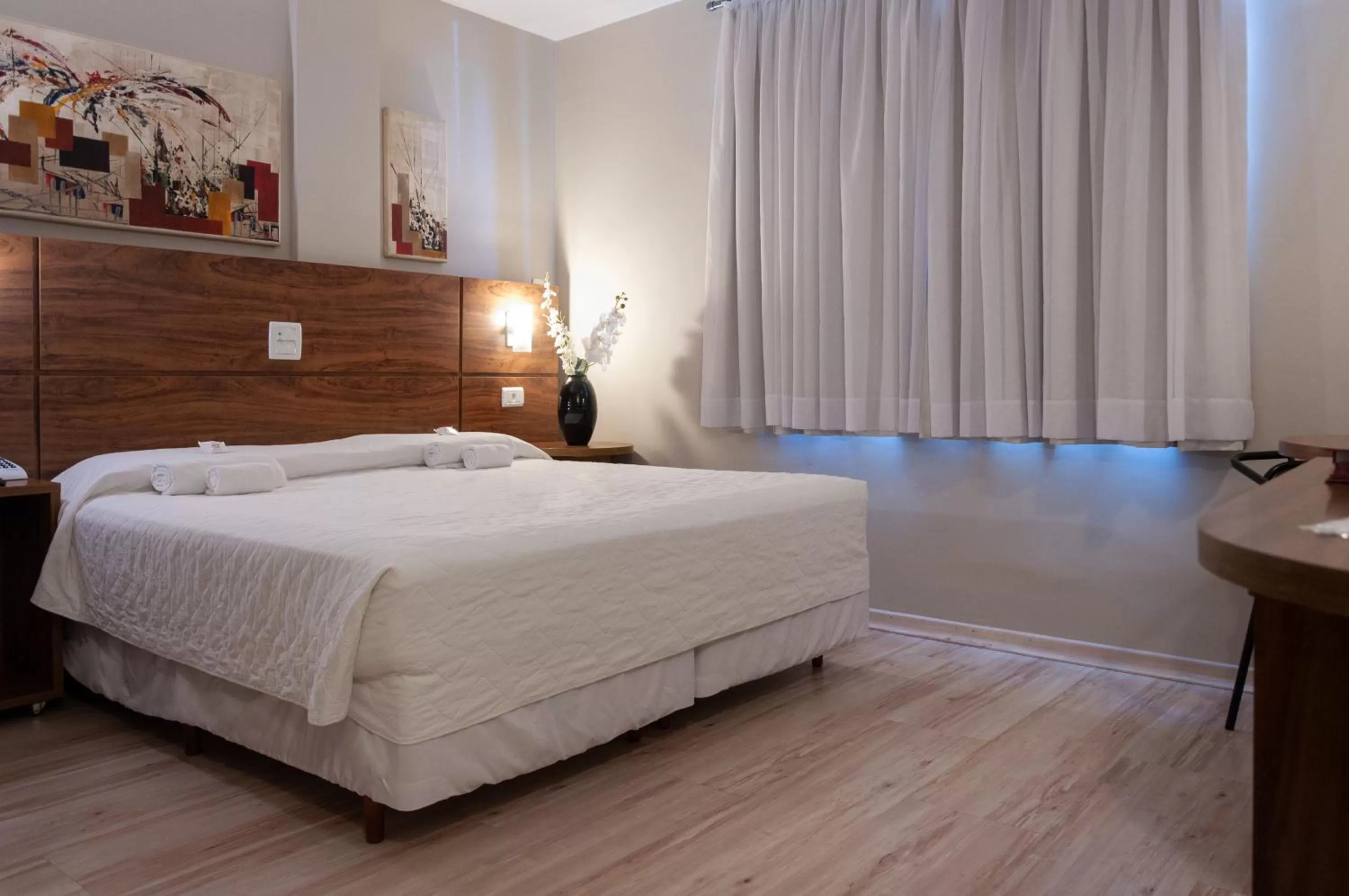 Bed in SJ Executive - San Juan Curitiba