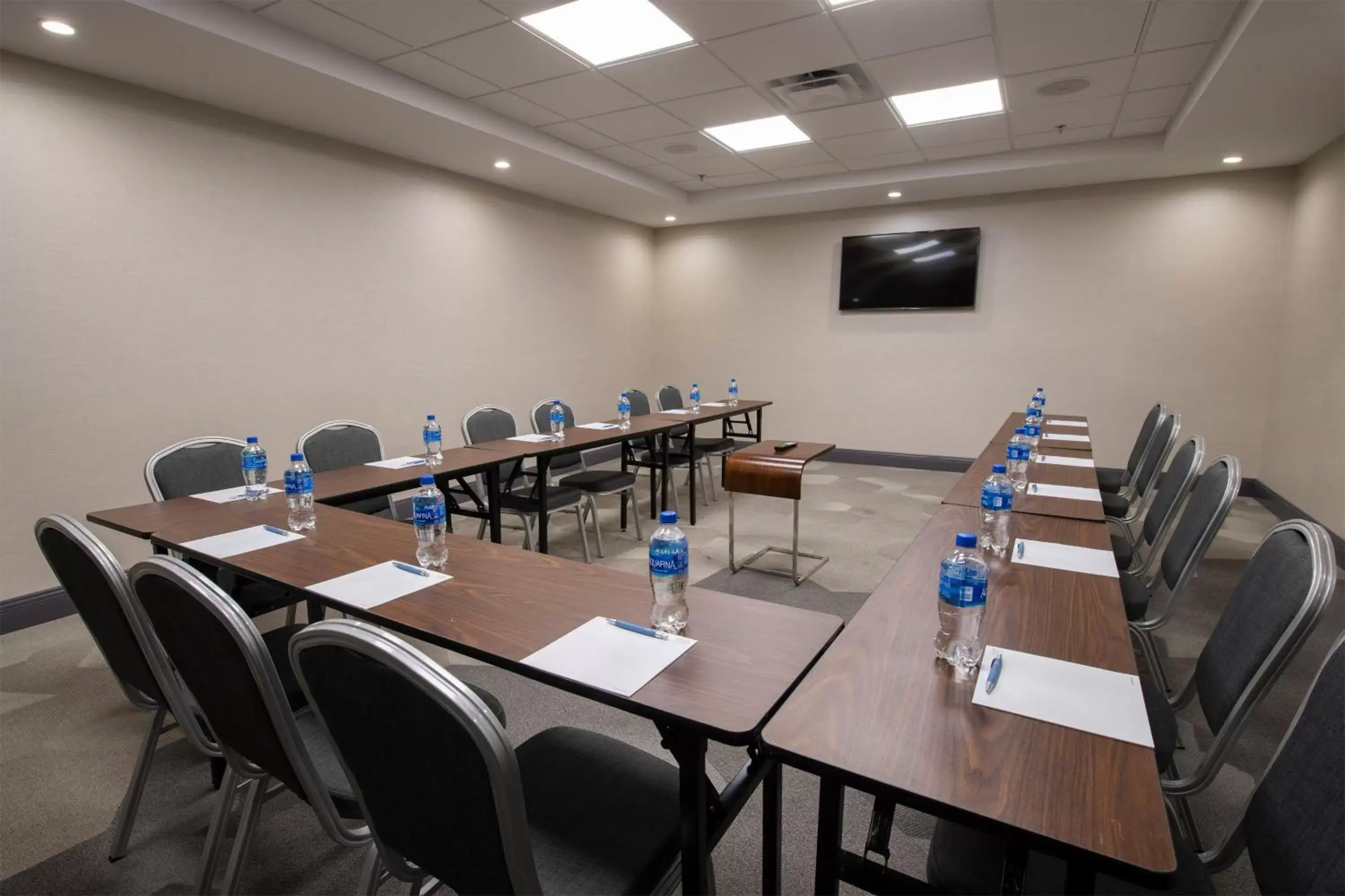 Meeting/conference room in Four Points by Sheraton Atlanta Airport West