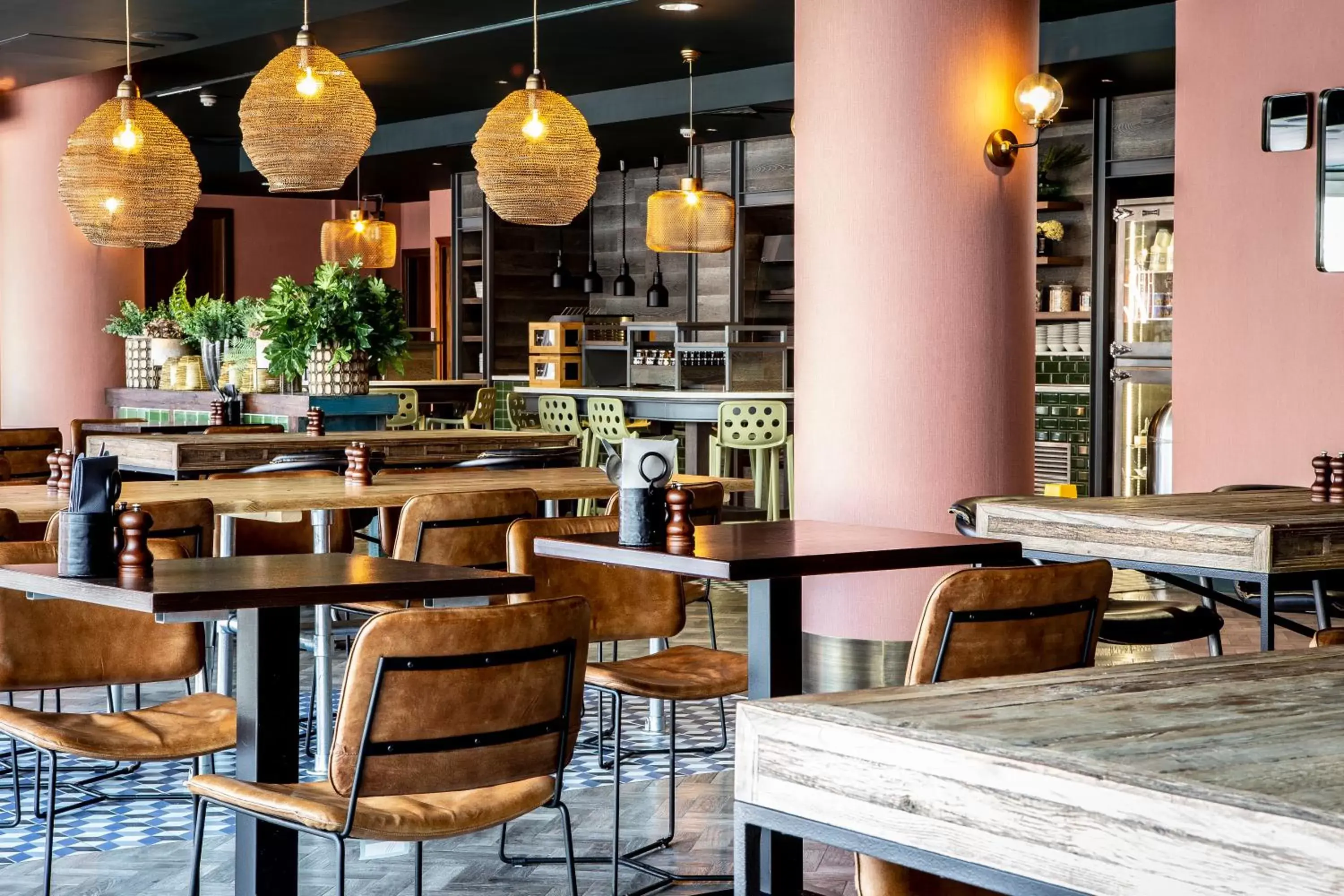 Restaurant/places to eat in Waterfront Southport Hotel Restaurant/places to eat in Waterfront Southport Hotel