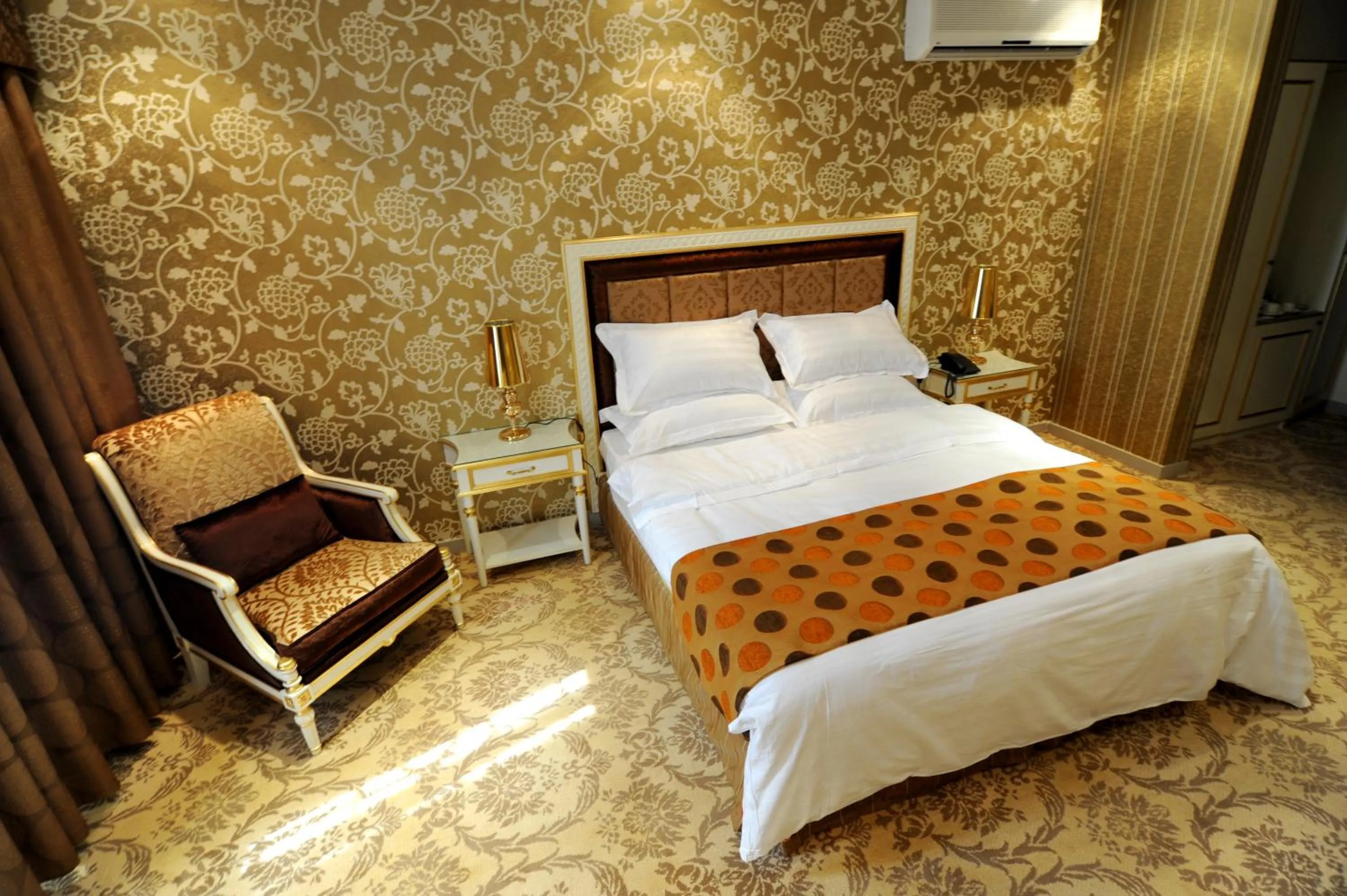 Bedroom, Bed in فندق حديقة الأزهار