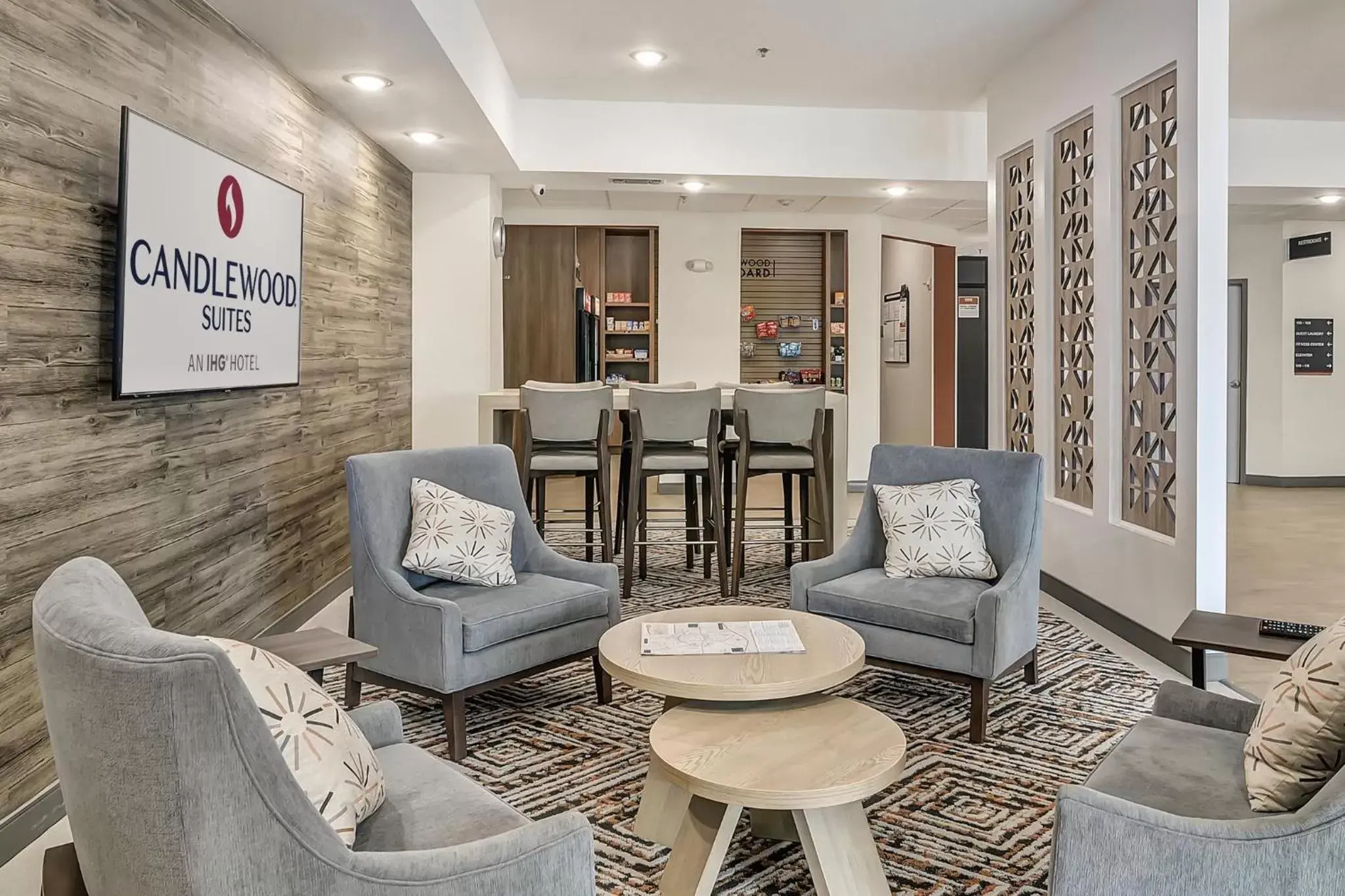 Lobby or reception, Lobby/Reception in Candlewood Suites Longview, an IHG Hotel