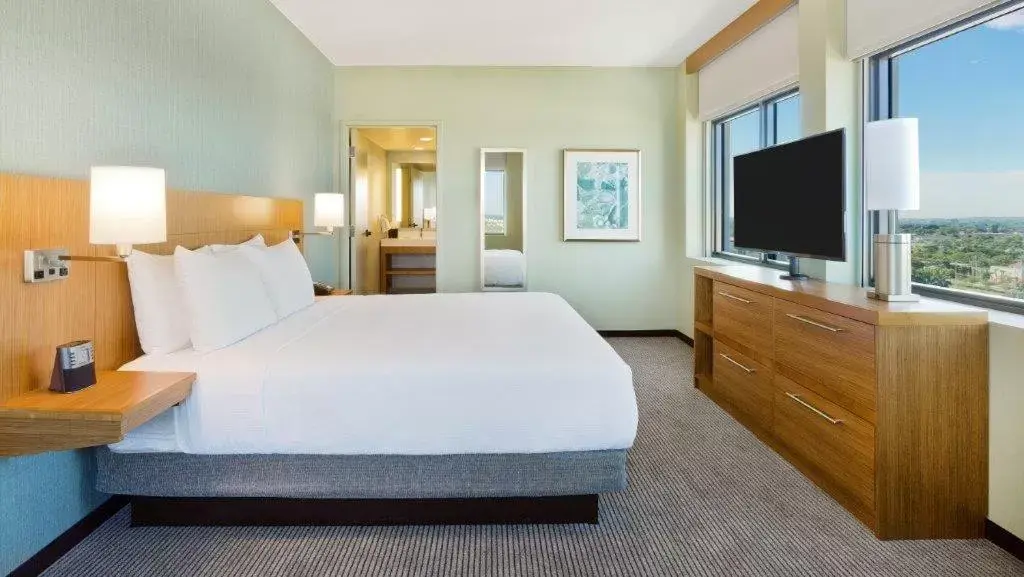 Bed in Hyatt Place Boca Raton Bed in Hyatt Place Boca Raton