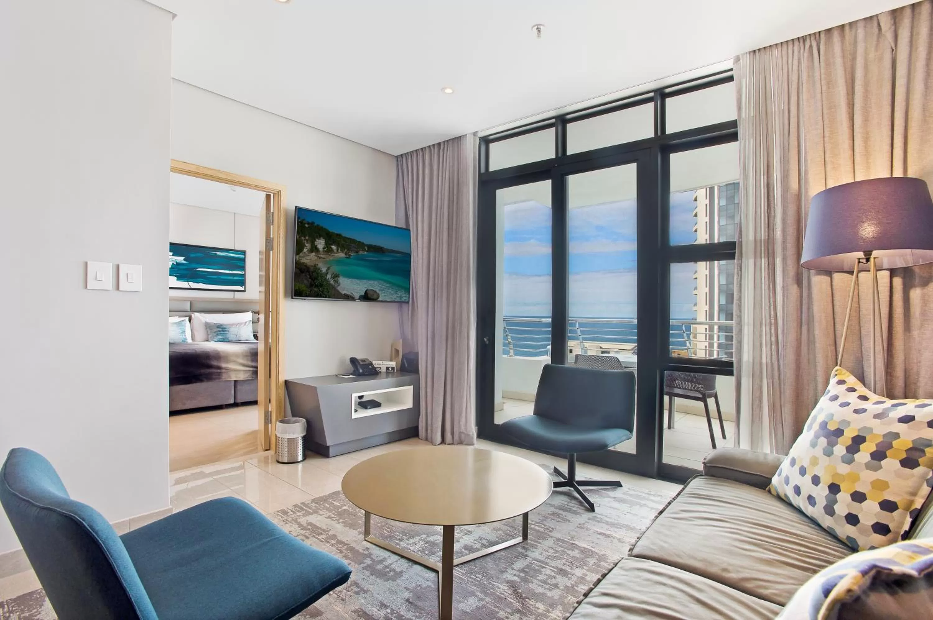 Living room in The Capital Pearls Hotel