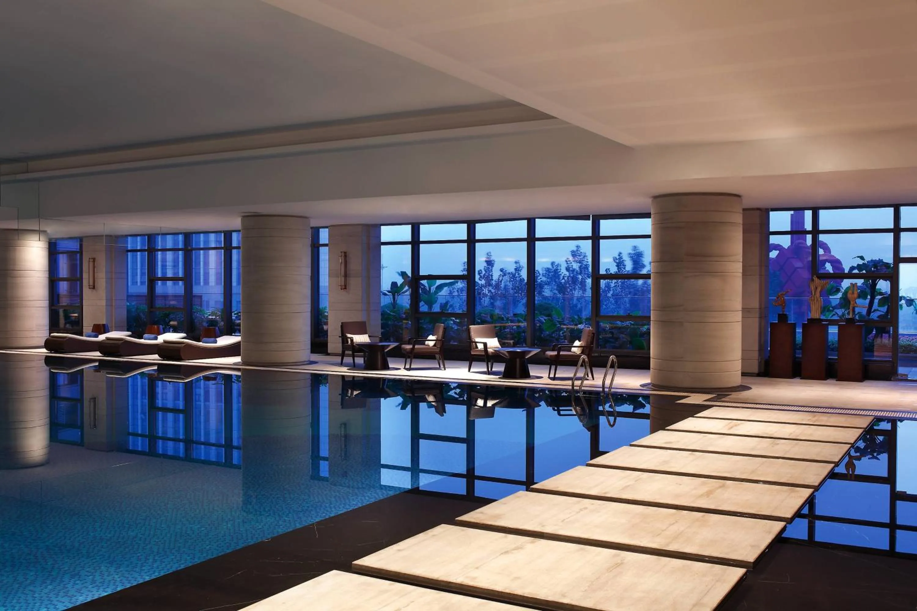 Swimming pool in Sheraton Hefei Xinzhan Hotel