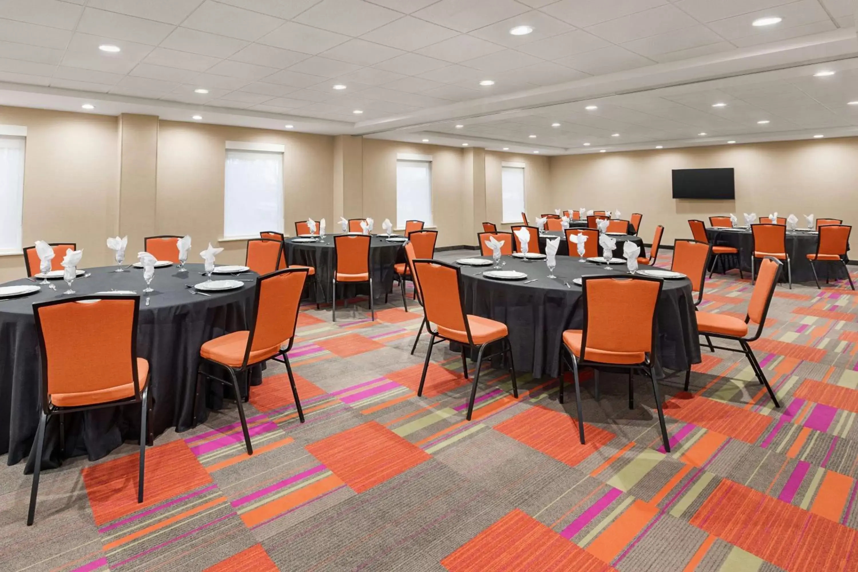 Meeting/conference room in Home2 Suites by Hilton Woodbridge Potomac Mills