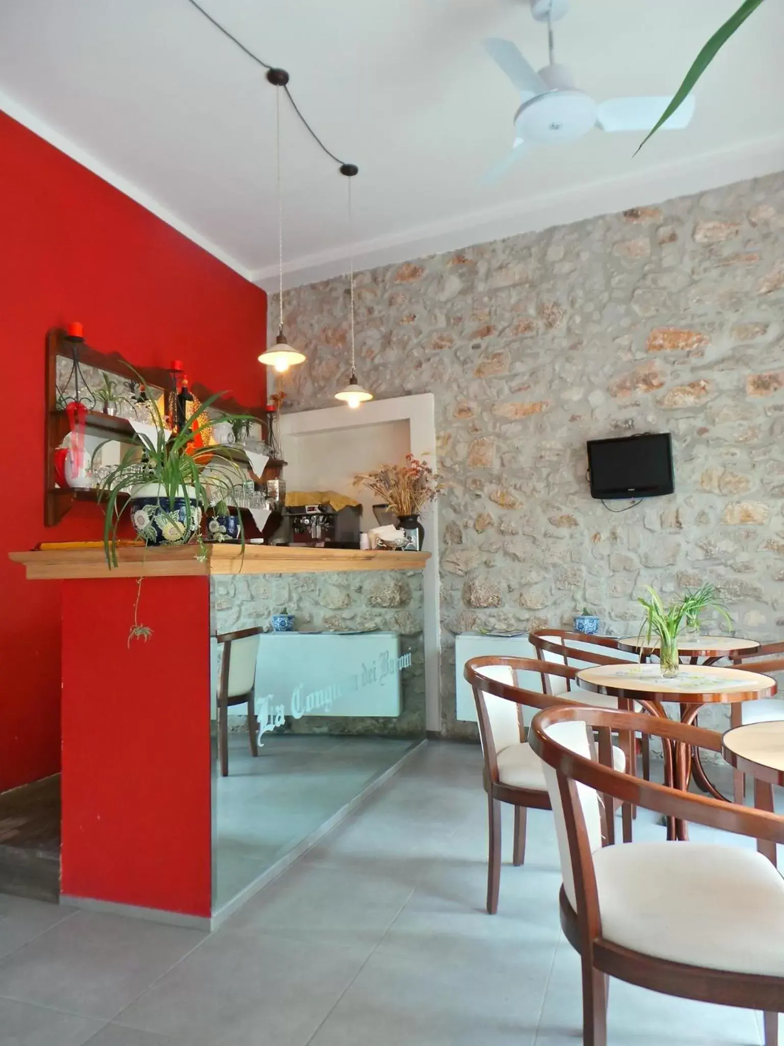 Family Room with Balcony and Castle View in Hotel La Congiura dei Baroni Family Room with Balcony and Castle View in Hotel La Congiura dei Baroni