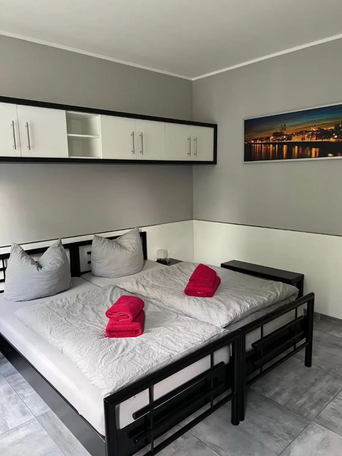 Double Room in Garni Hotel Eastside Double Room in Garni Hotel Eastside